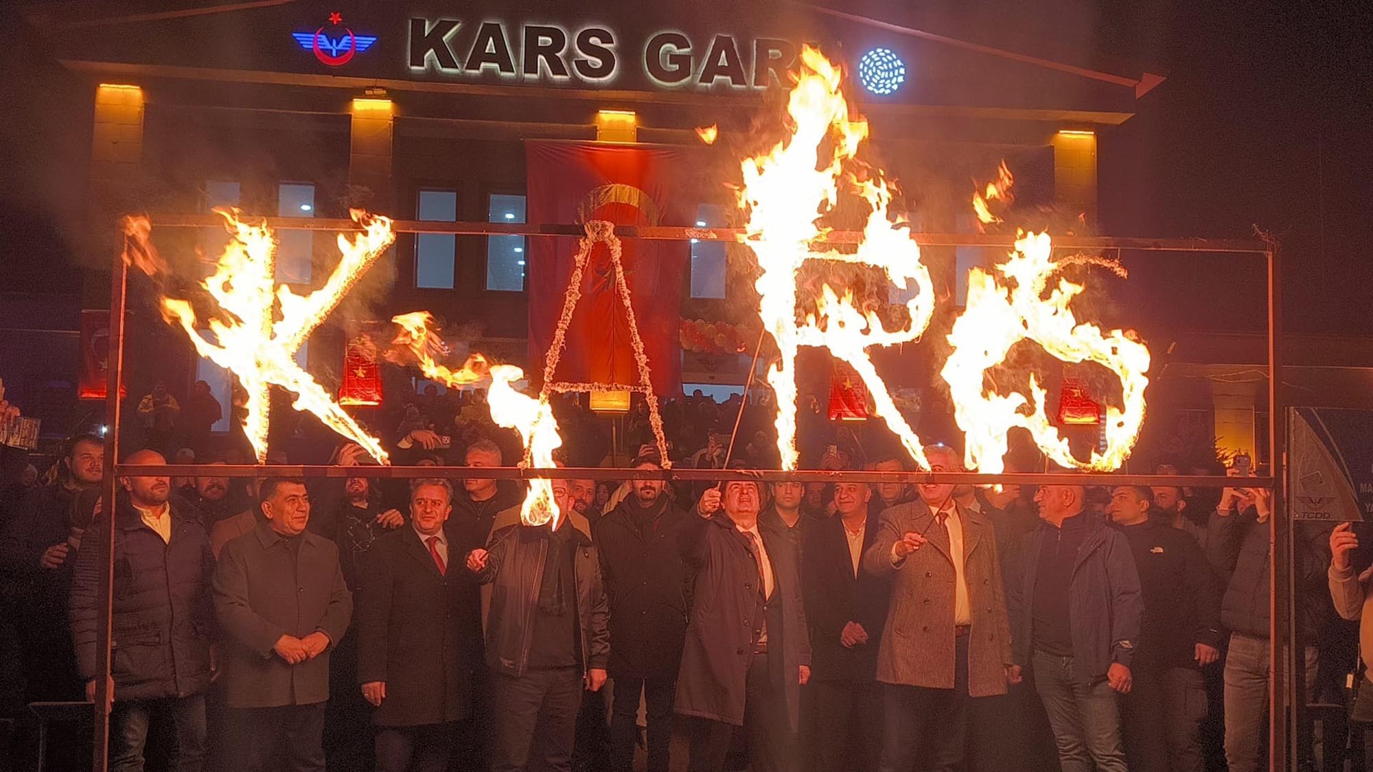 Kars Valisi Ziya Polat konuşma yapıyor