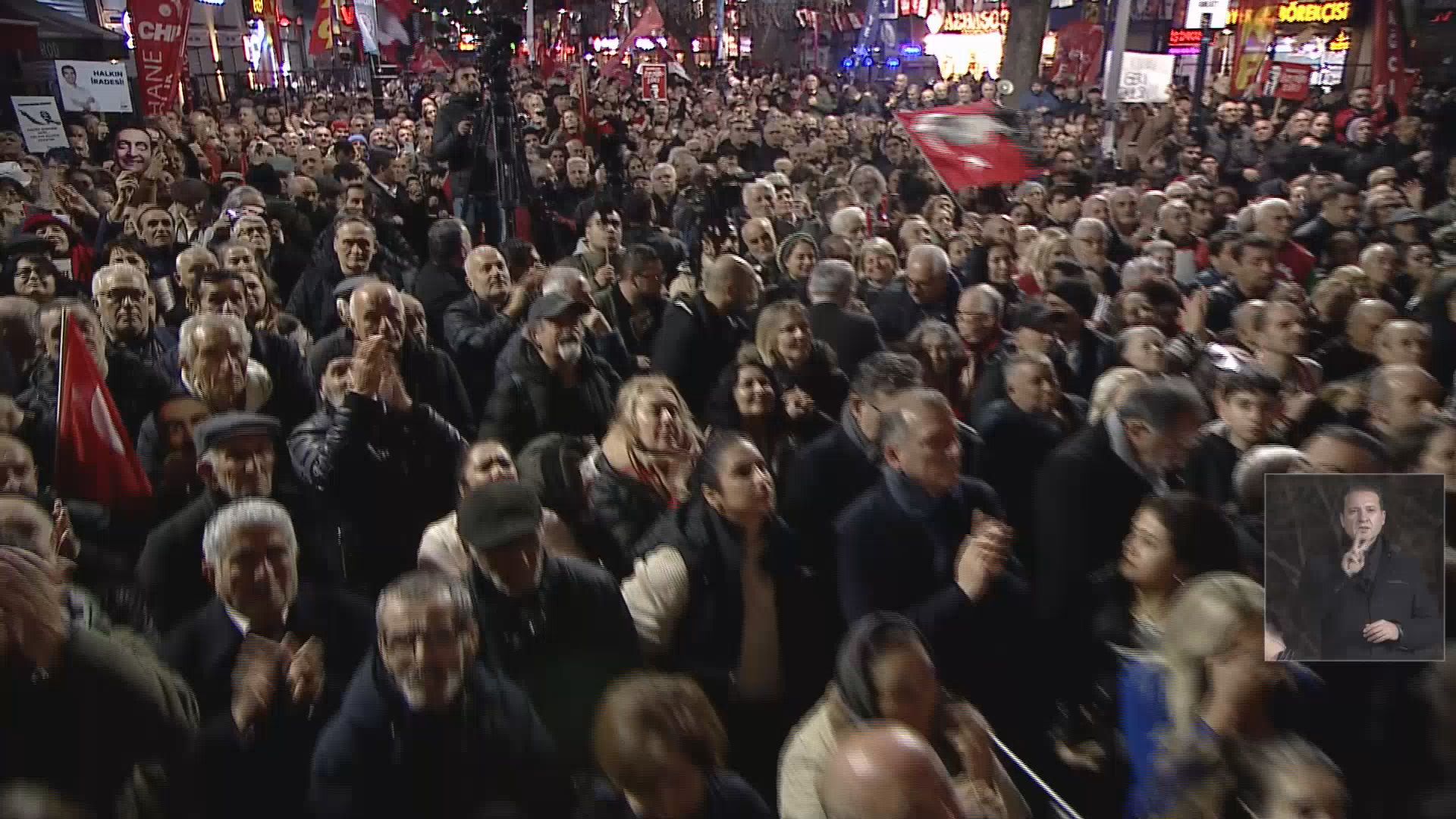 Özgür Özel Konuşma Yapıyor