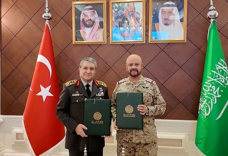 Türkiye Suudi Arabistan askeri diyalog toplantısı sonuç raporu imzalanıyor