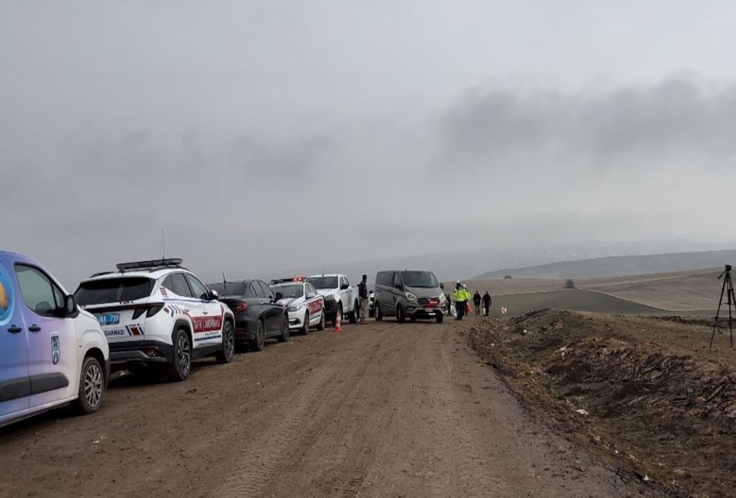 Libya uçak kazası enkaz alanı incelemesi