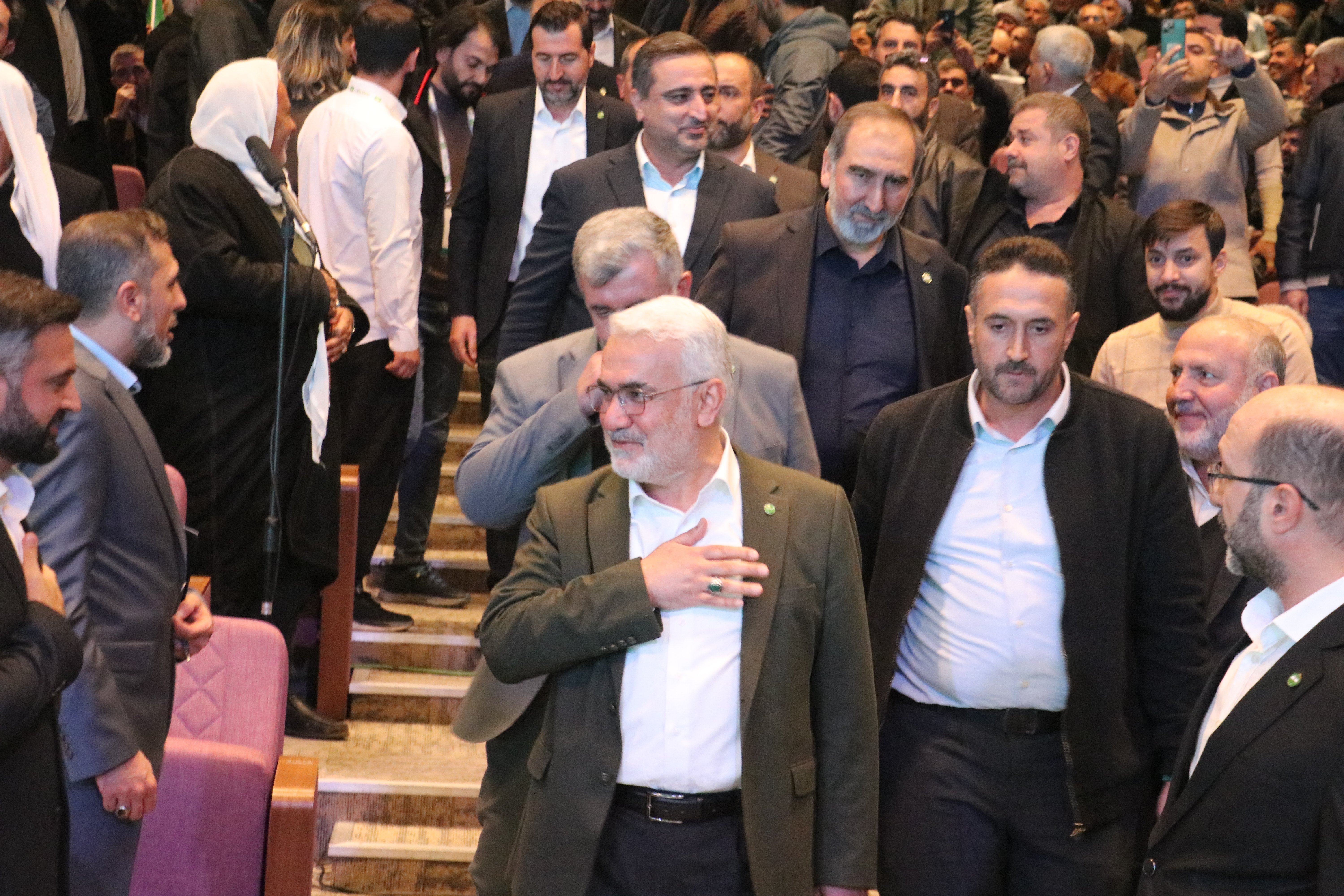 HÜDAPAR Milletvekilleri ve Katılımcılar