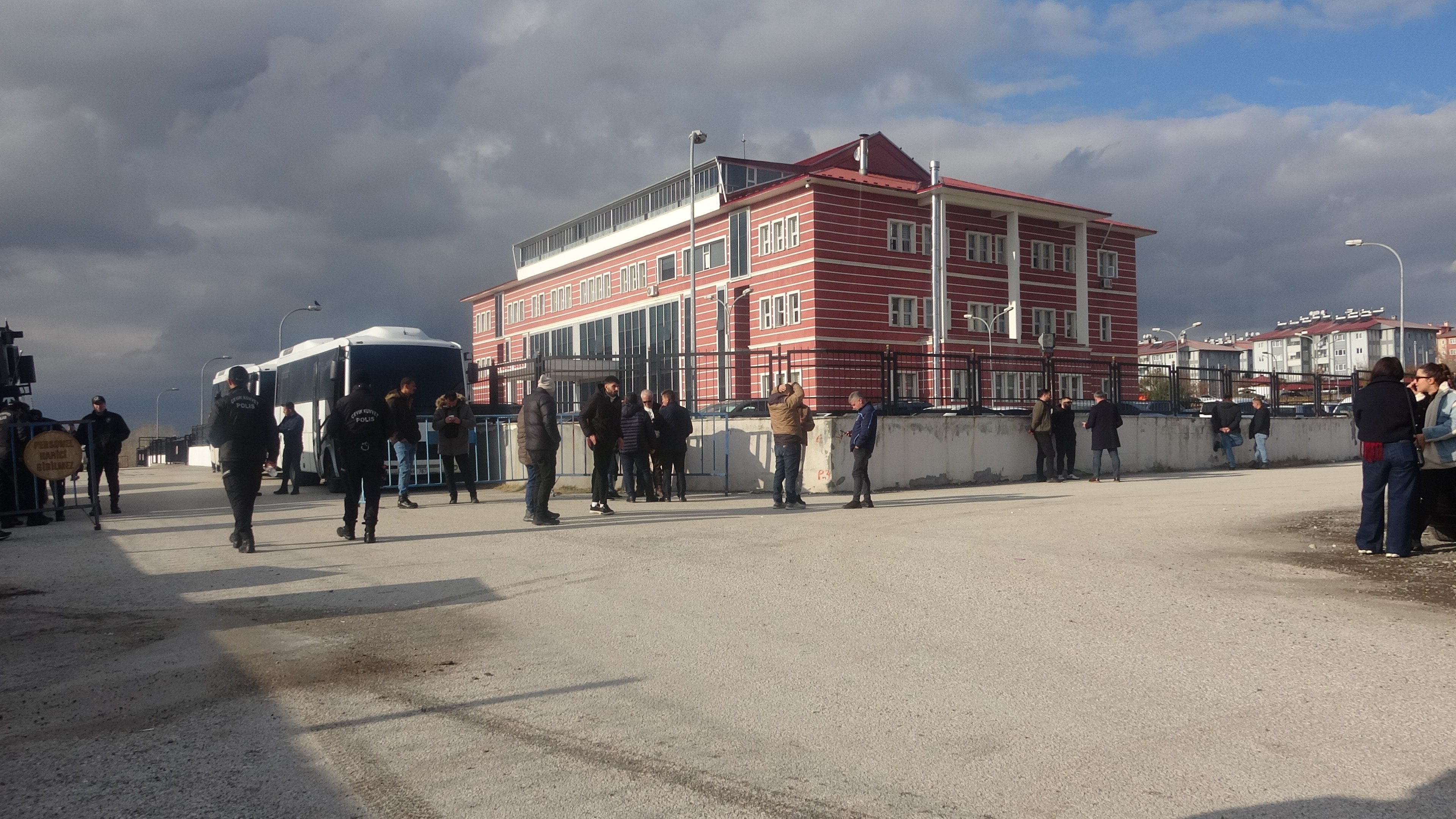 Van trafik kazası ehliyetsiz sürücü