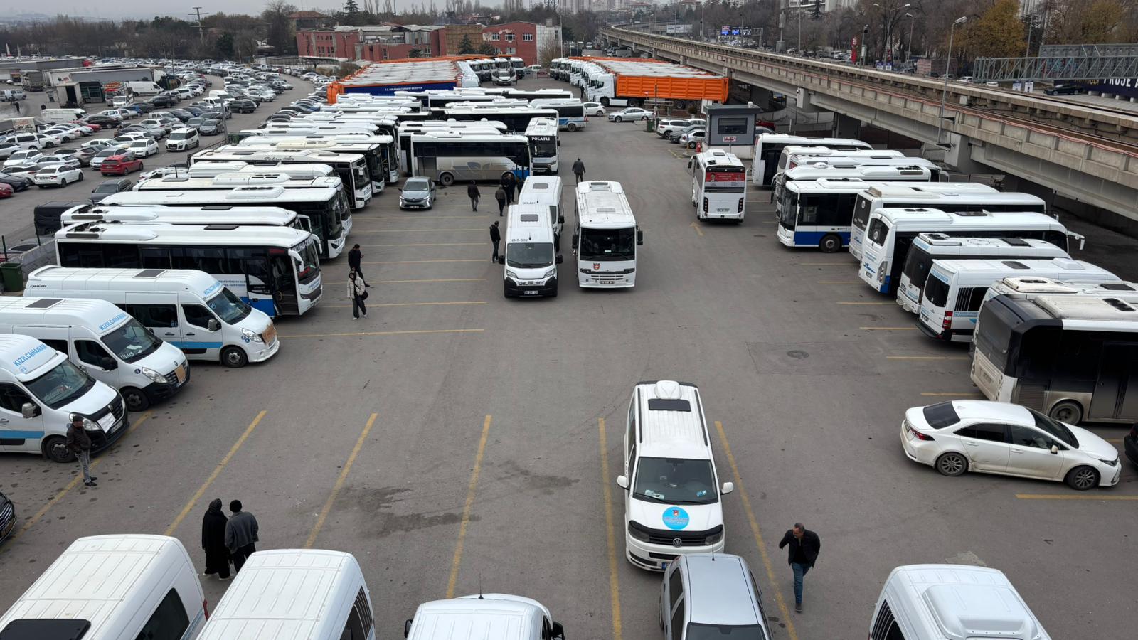 Ulaşım esnafı dövizlerle tepkisini gösteriyor