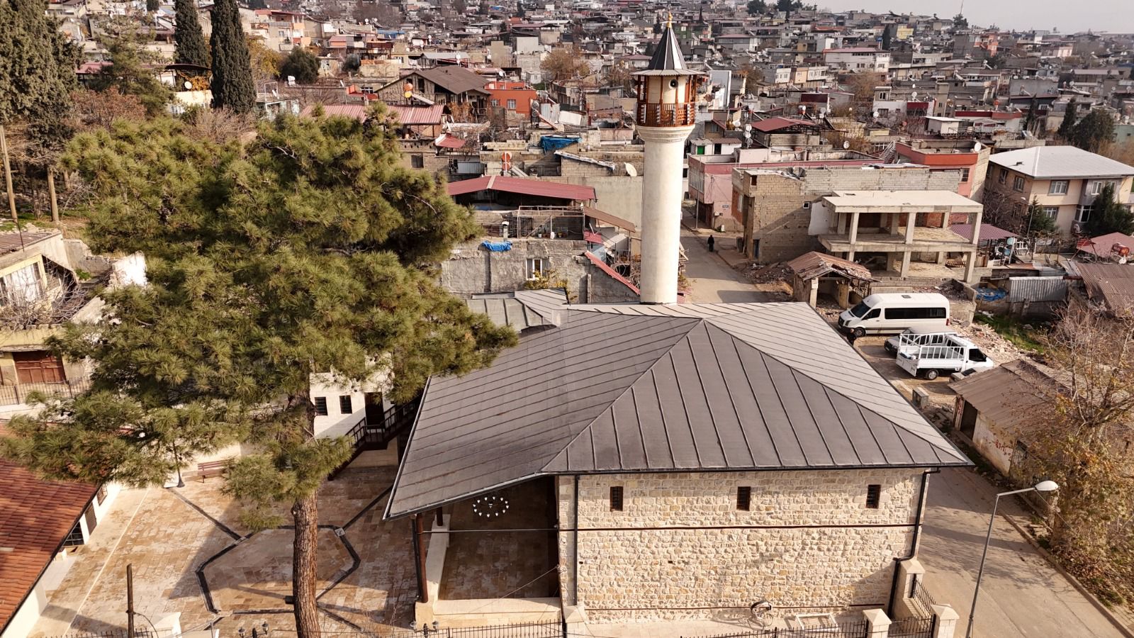 Duraklı Camisi ibadete hazır