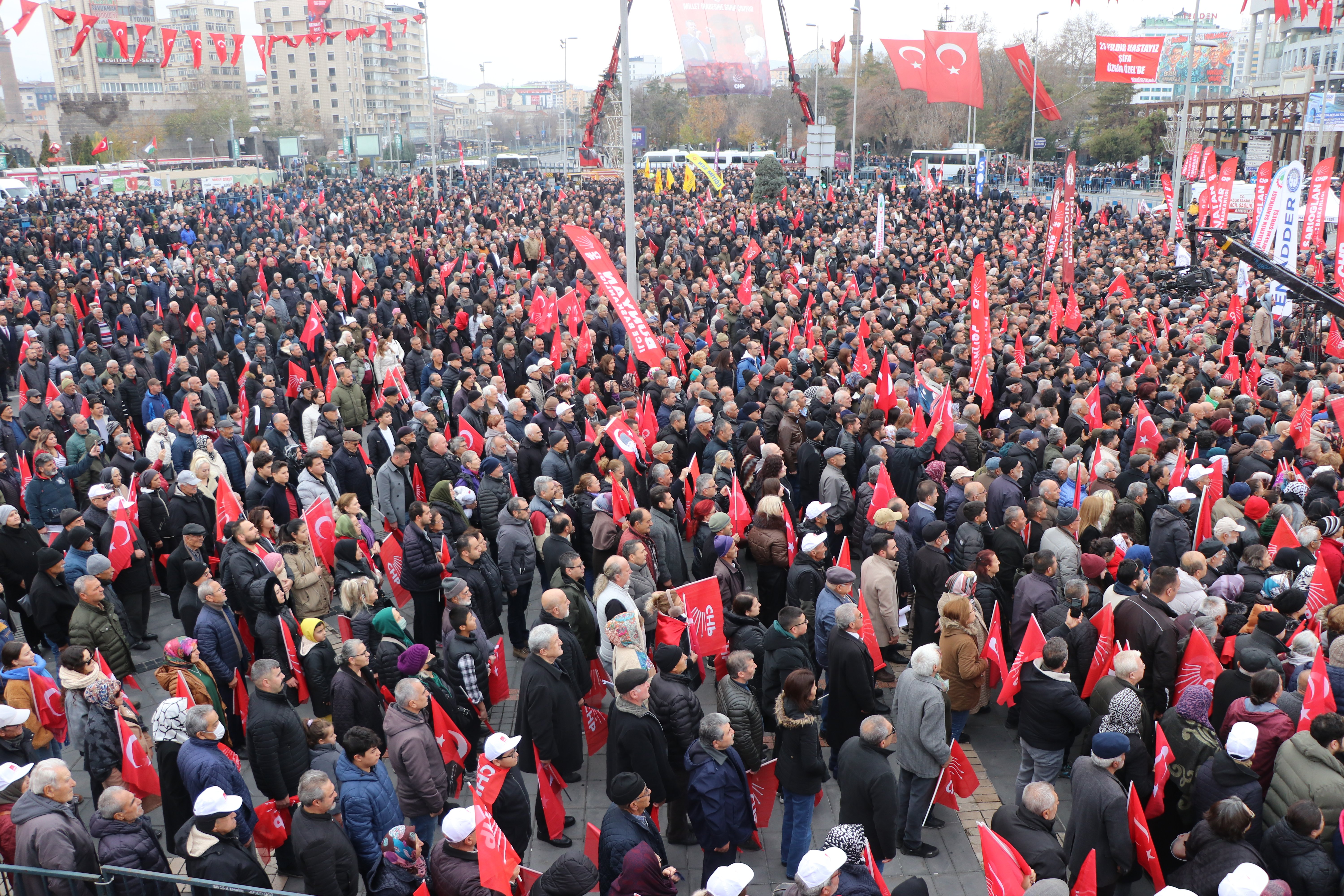 Özgür Özel Kayseri Konuşması