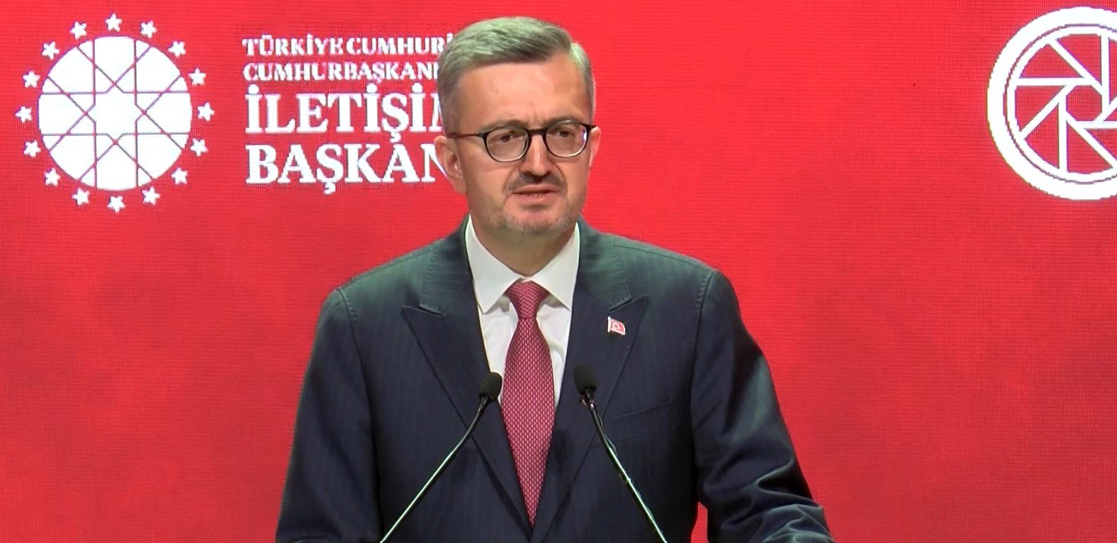 İletişim Başkanı Burhanettin Duran