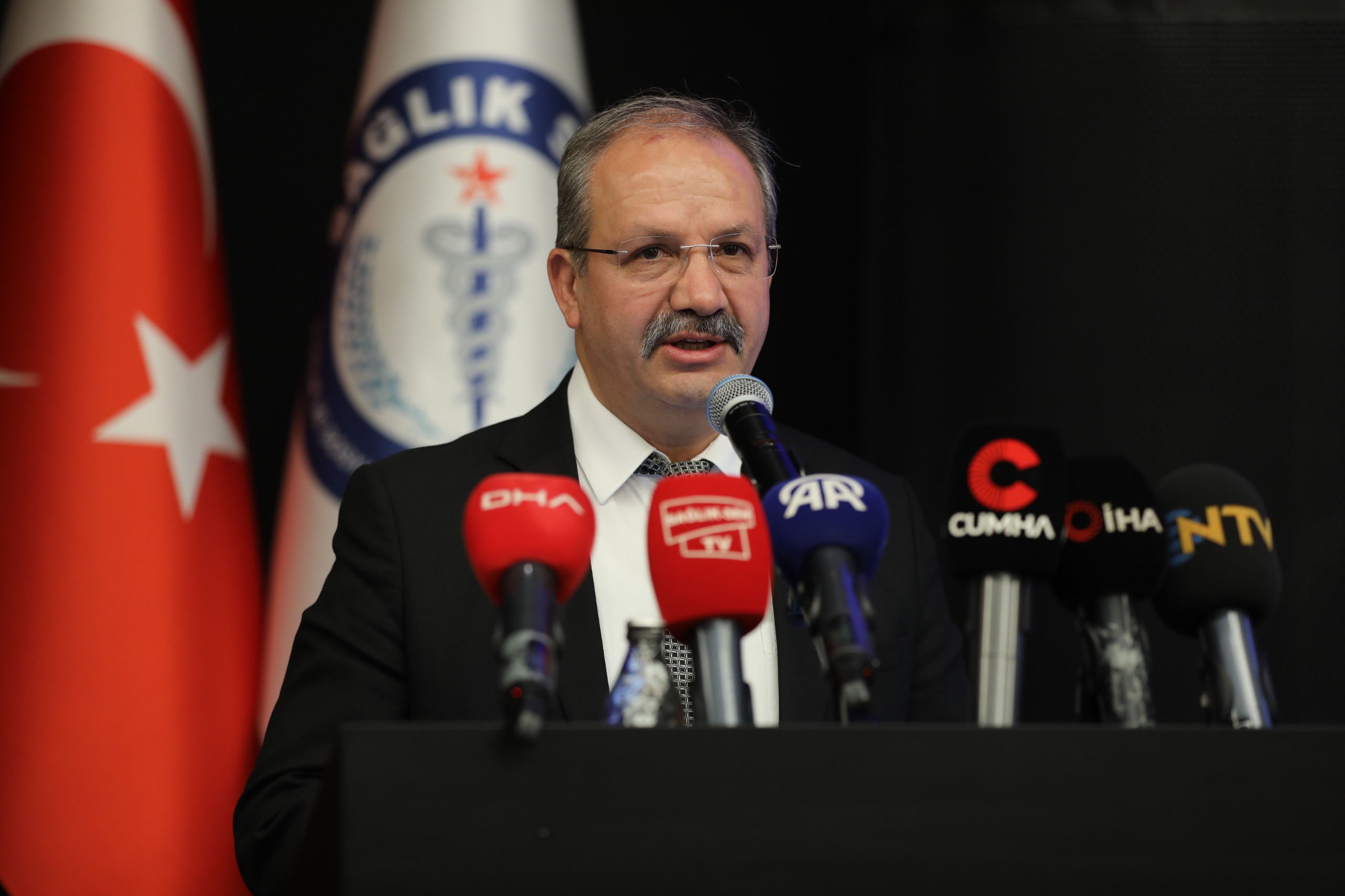 Mahmut Faruk Doğan Ebelik Sempozyumu