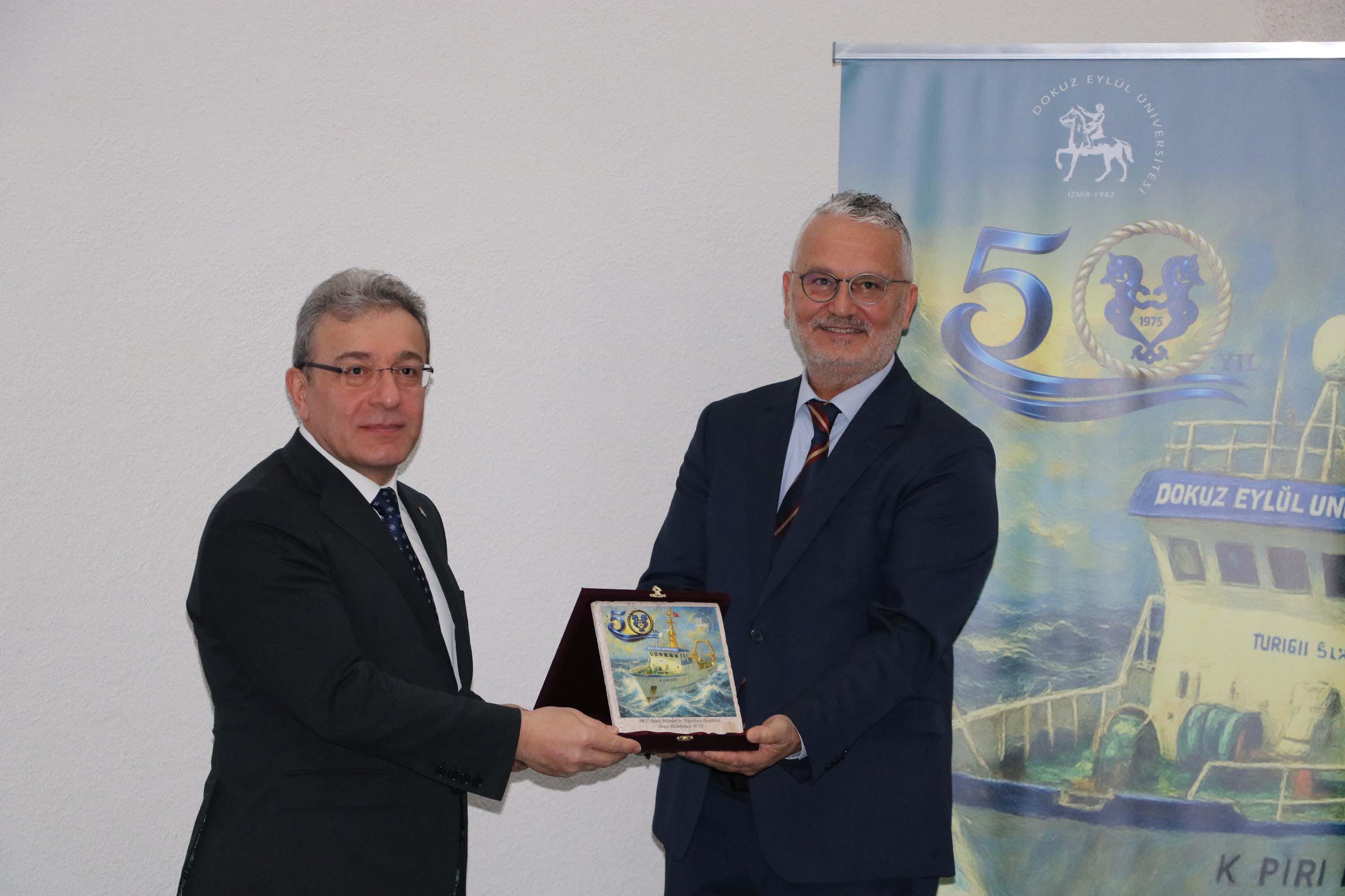 DEÜ Deniz Bilimleri Enstitü Müdürü Prof. Dr. Harun Özdaş