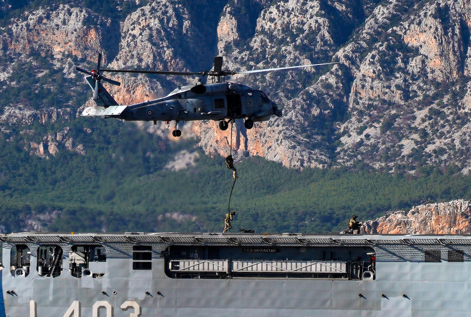 Deniz tatbikatı barış istikrar vurgusu