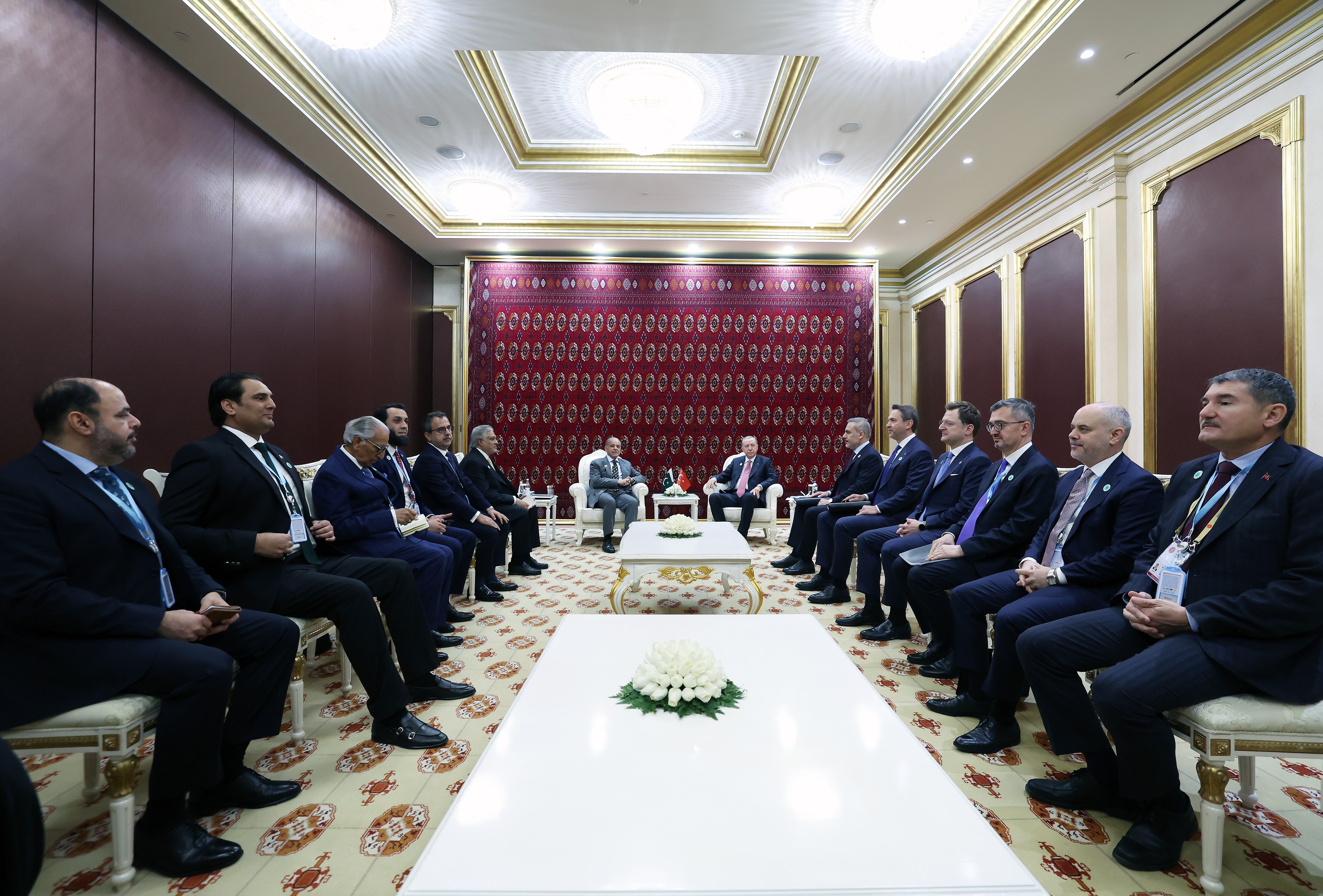 Cumhurbaşkanı Erdoğan ve Pakistan Başbakanı Şahbaz Şerif