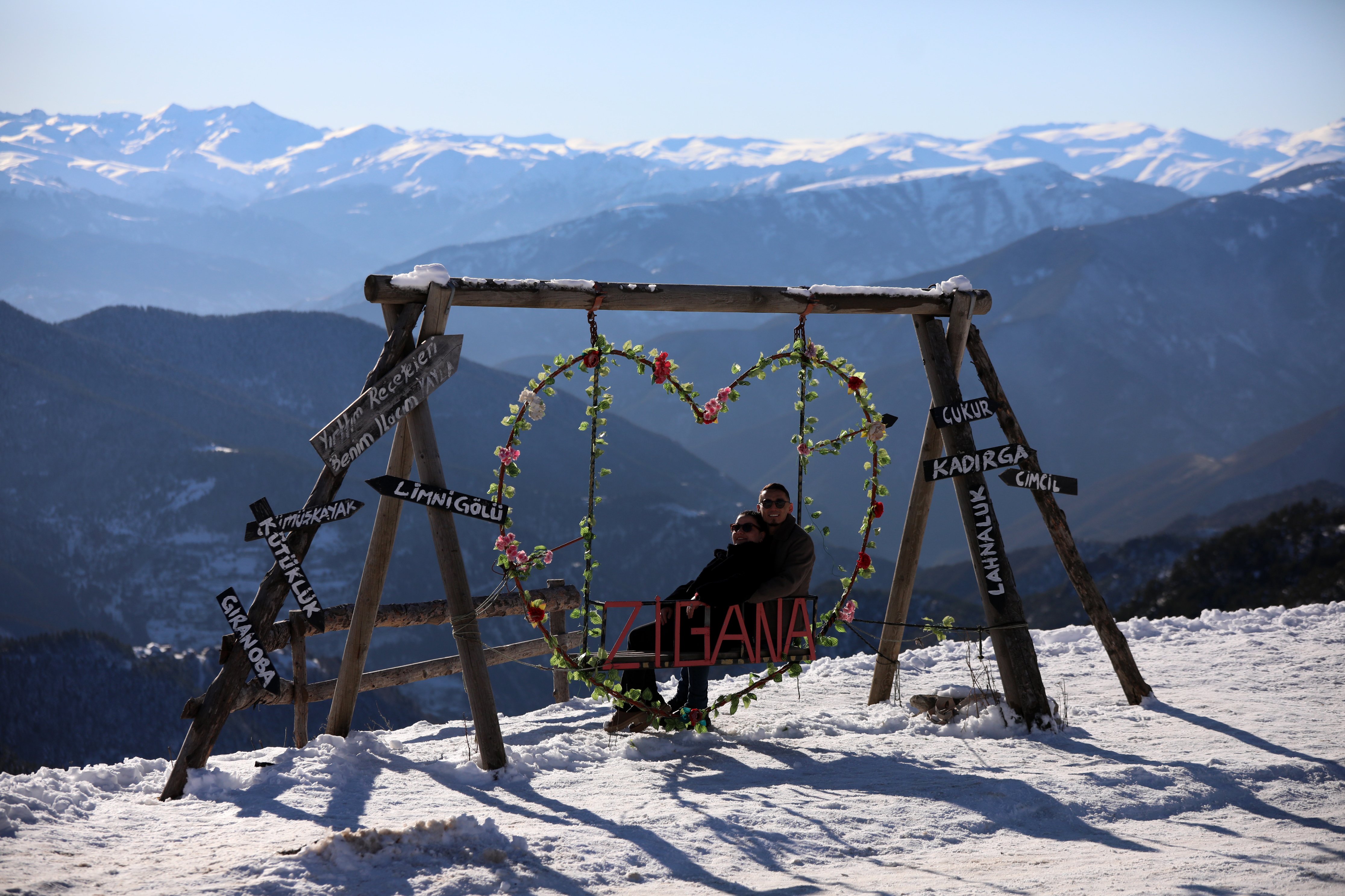 Zigana doğa kar manzara