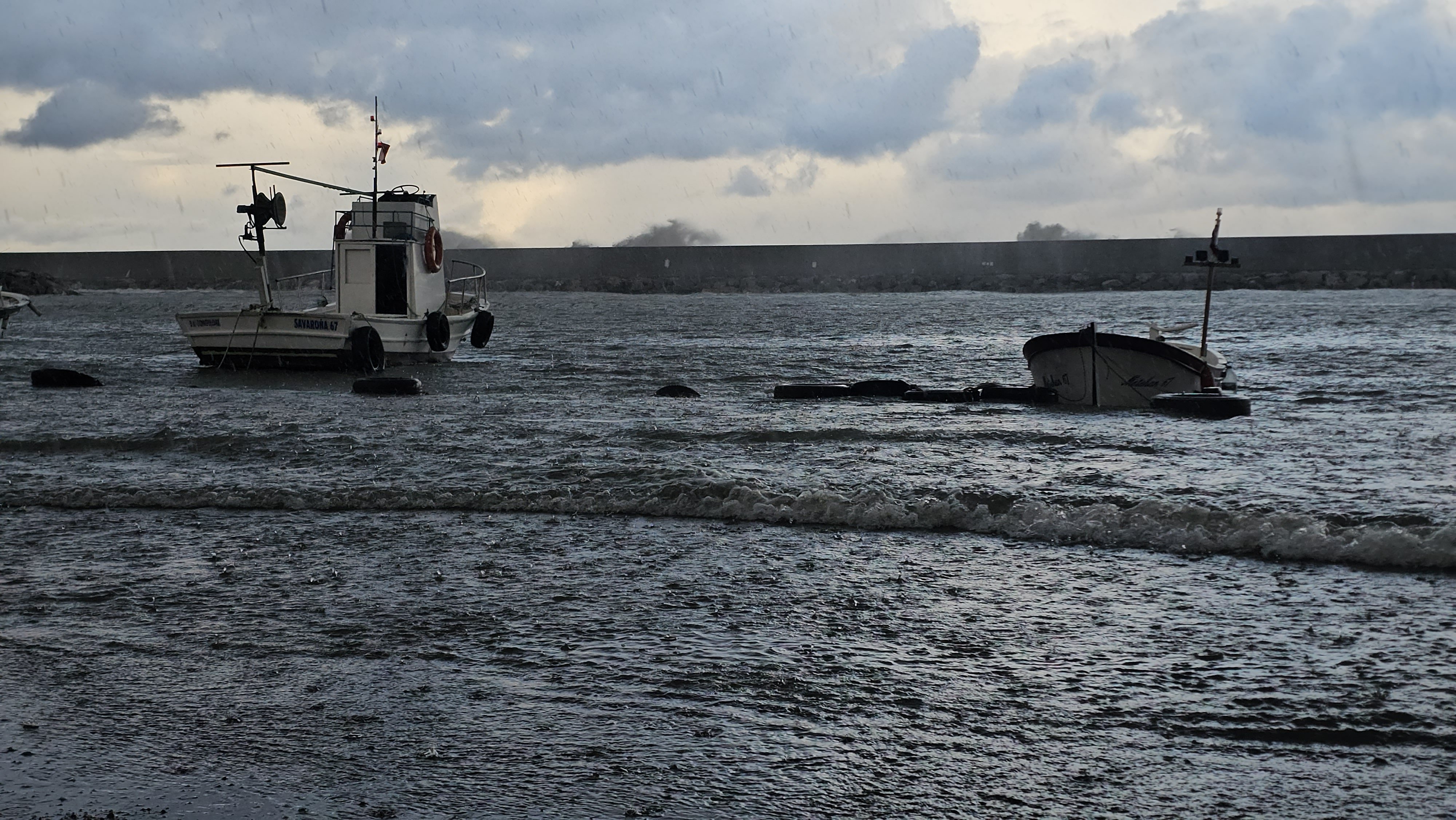 Zonguldak fırtına sonrası liman
