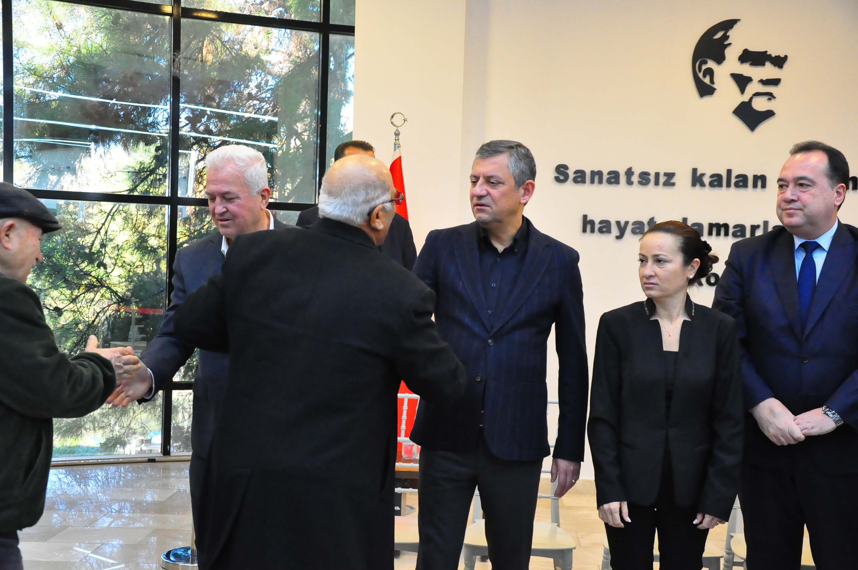 Özgür Özel Gülşah Durbay ailesi taziye