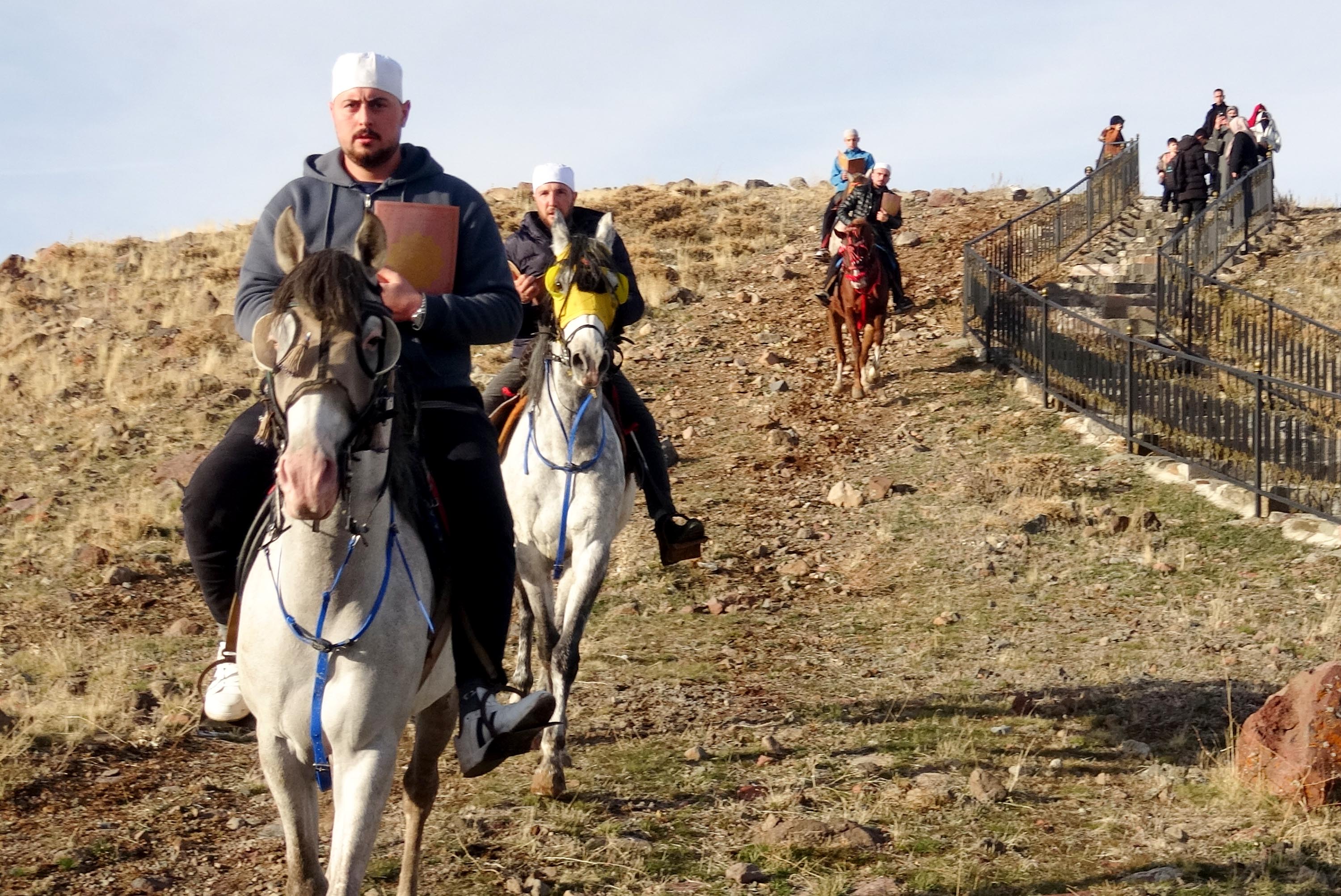 Başkan Mehmet Sekmen 1001 Hatim açıklaması