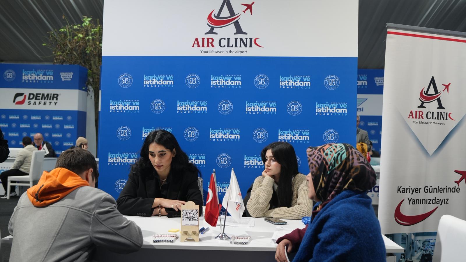 Arnavutköy Kariyer Fuarı Stantları