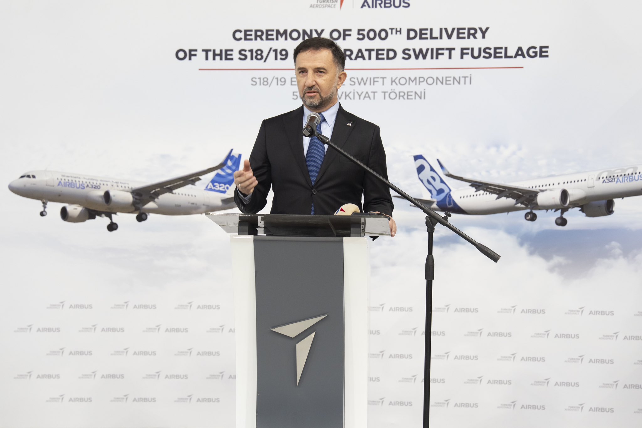 TUSAŞ uçak gövdesi üretim hattı