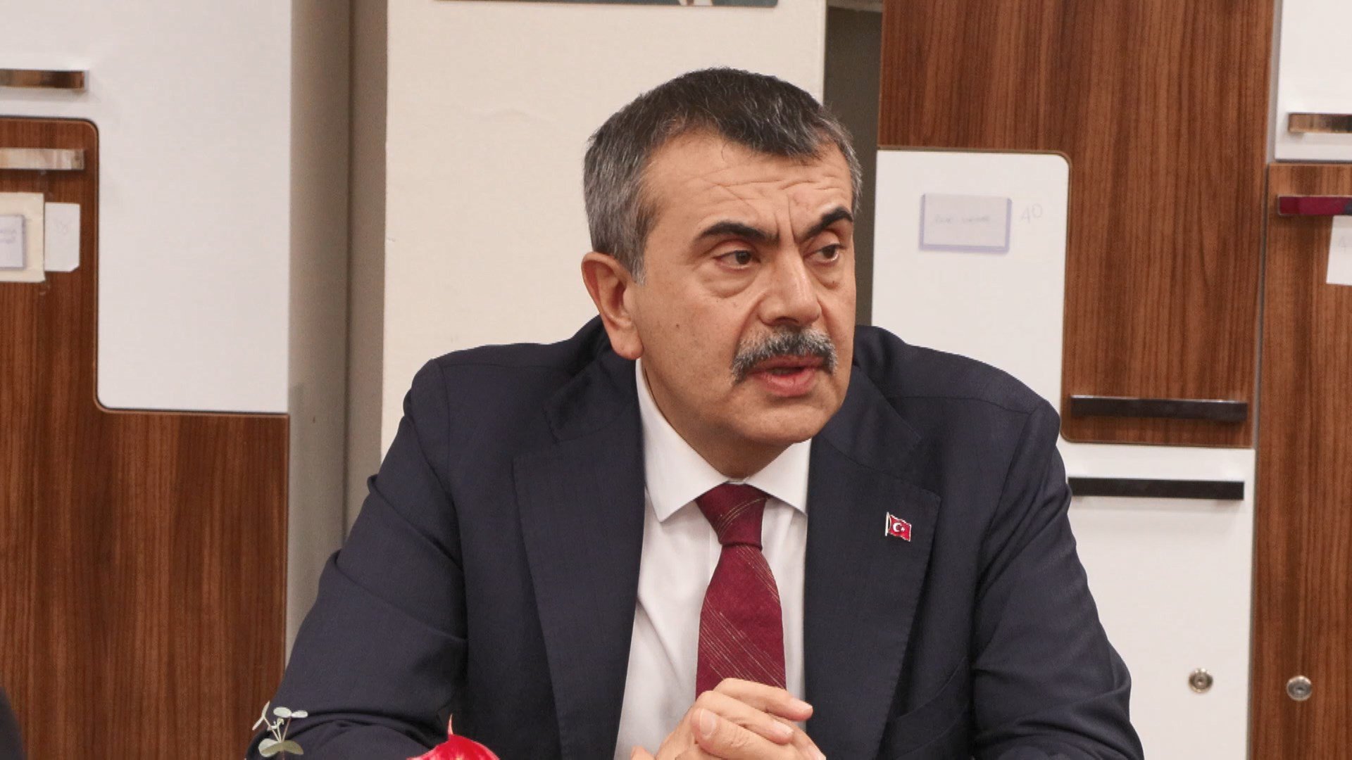 Bakan Tekin Kahve İkramı