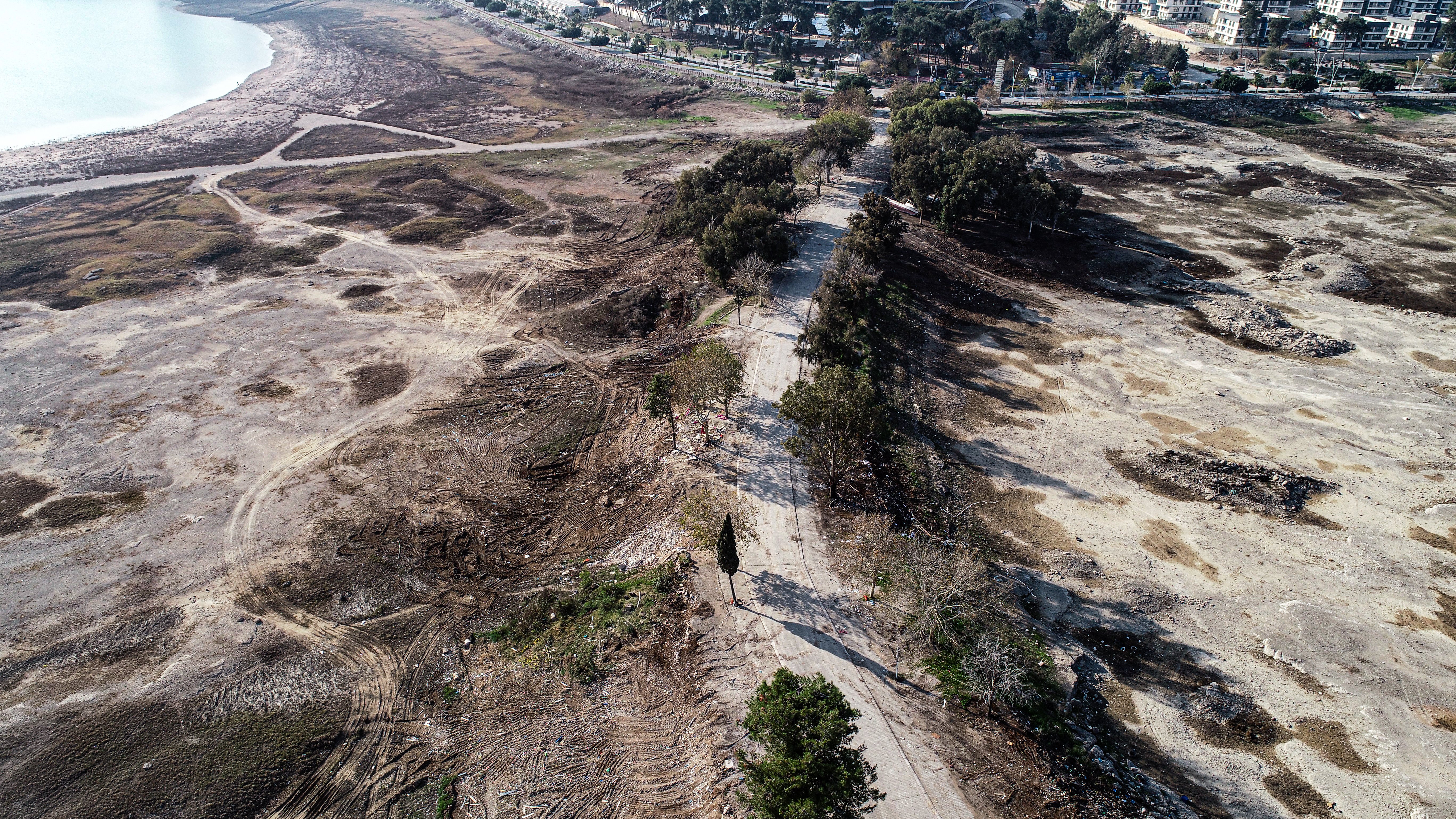 Adana kaçak yapı yıkımı polis önlemi