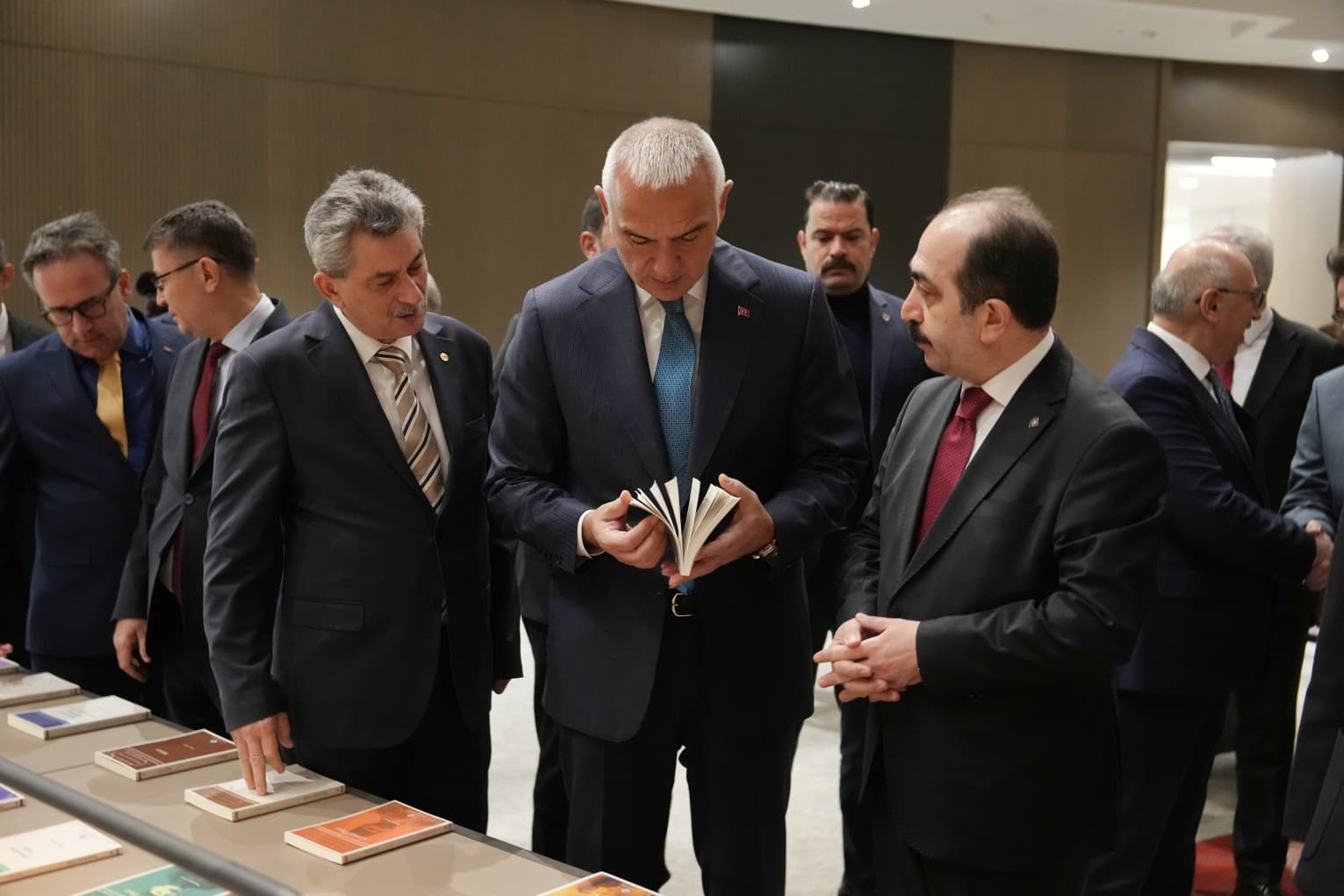 Mehmet Nuri Ersoy Konuşma Yapıyor