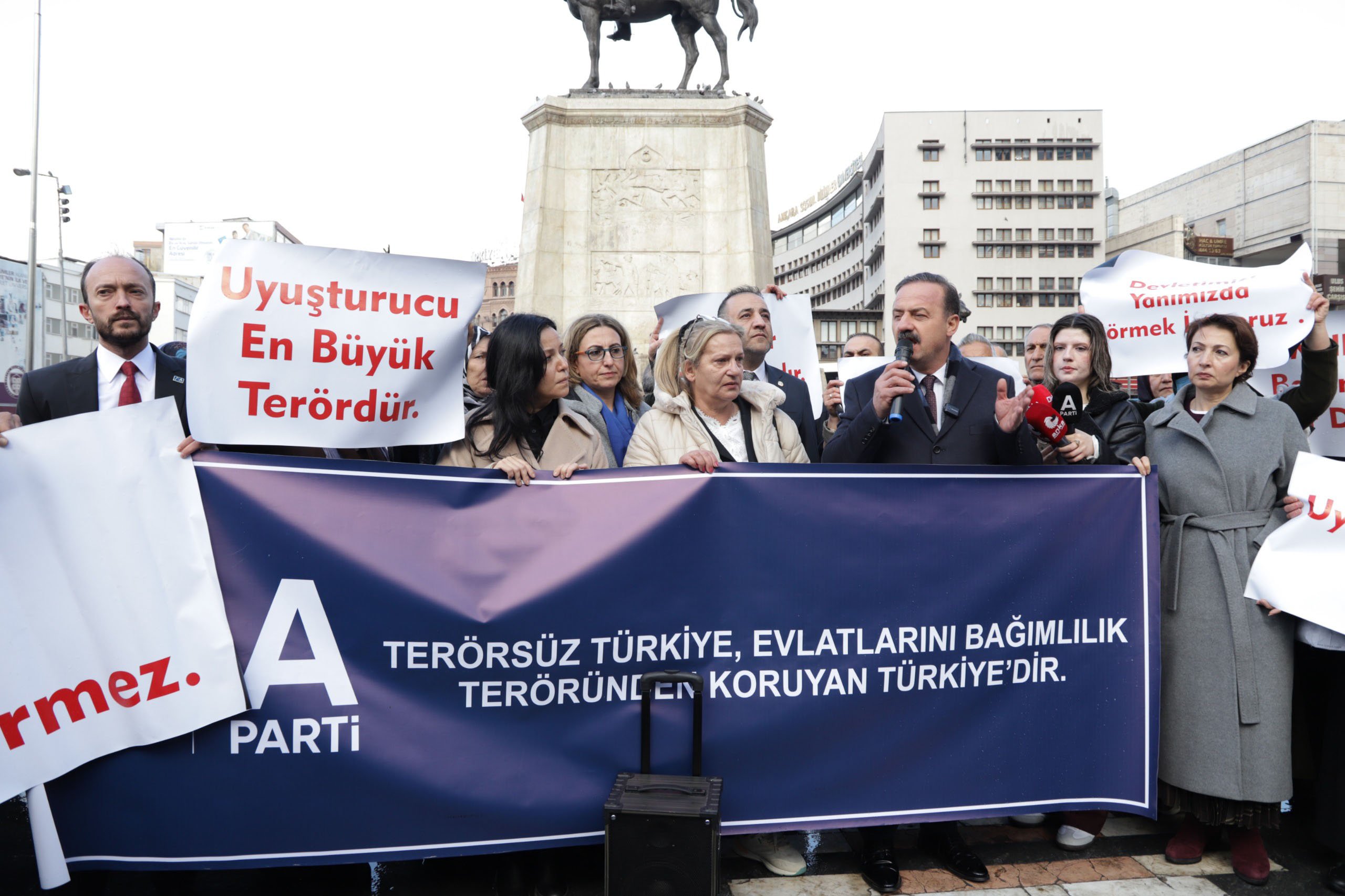 Yavuz Ağıralioğlu madde bağımlılığı açıklaması