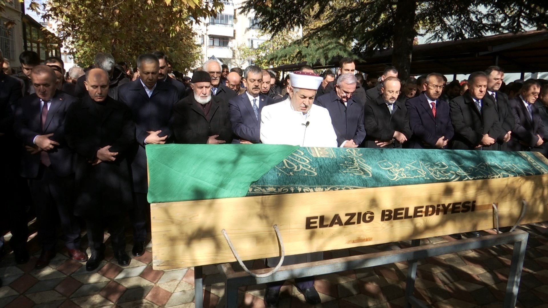 İçişleri Bakanı Ali Yerlikaya cenaze töreninde