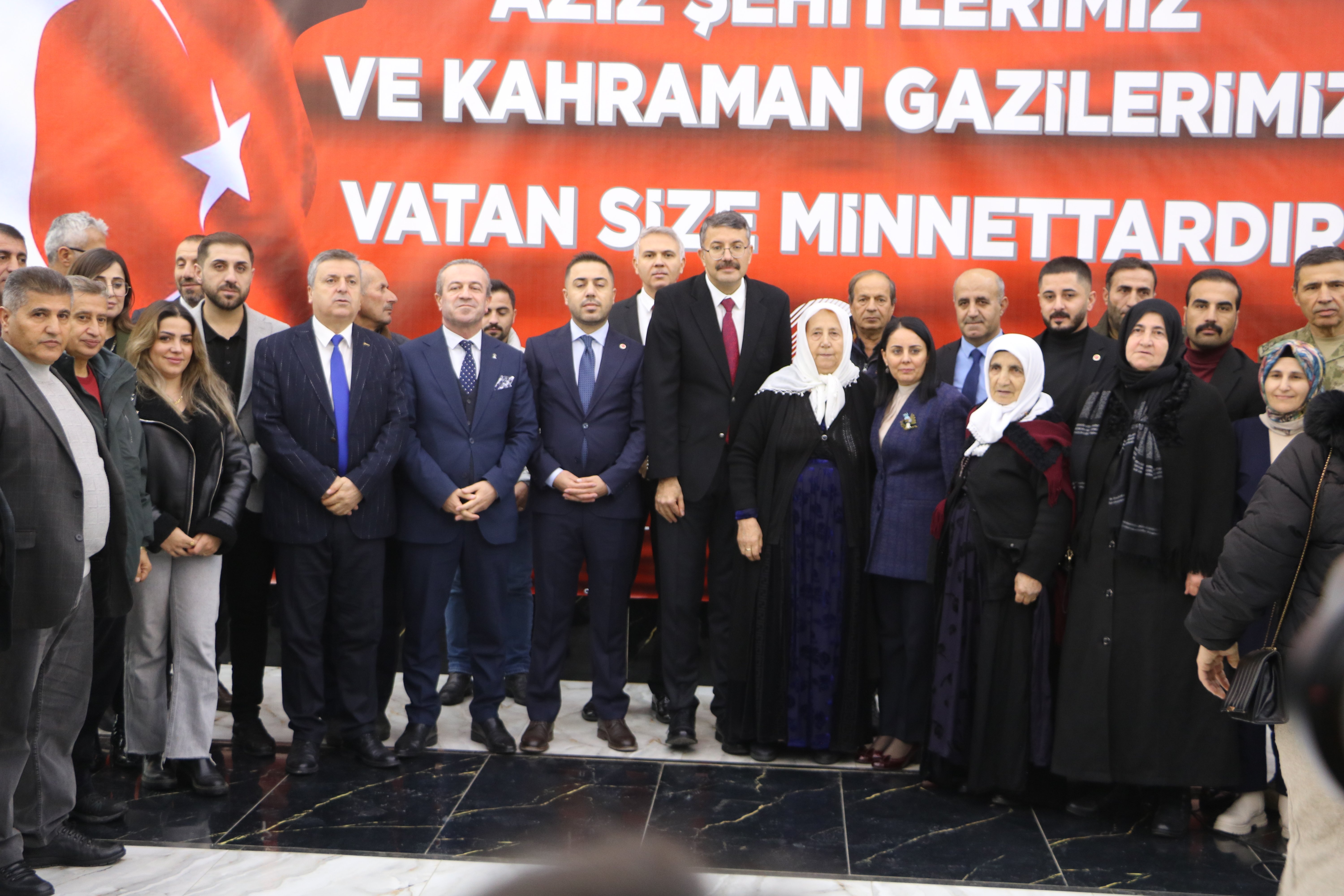 Yüksekova şehit aileleri gaziler programı konuşmalar