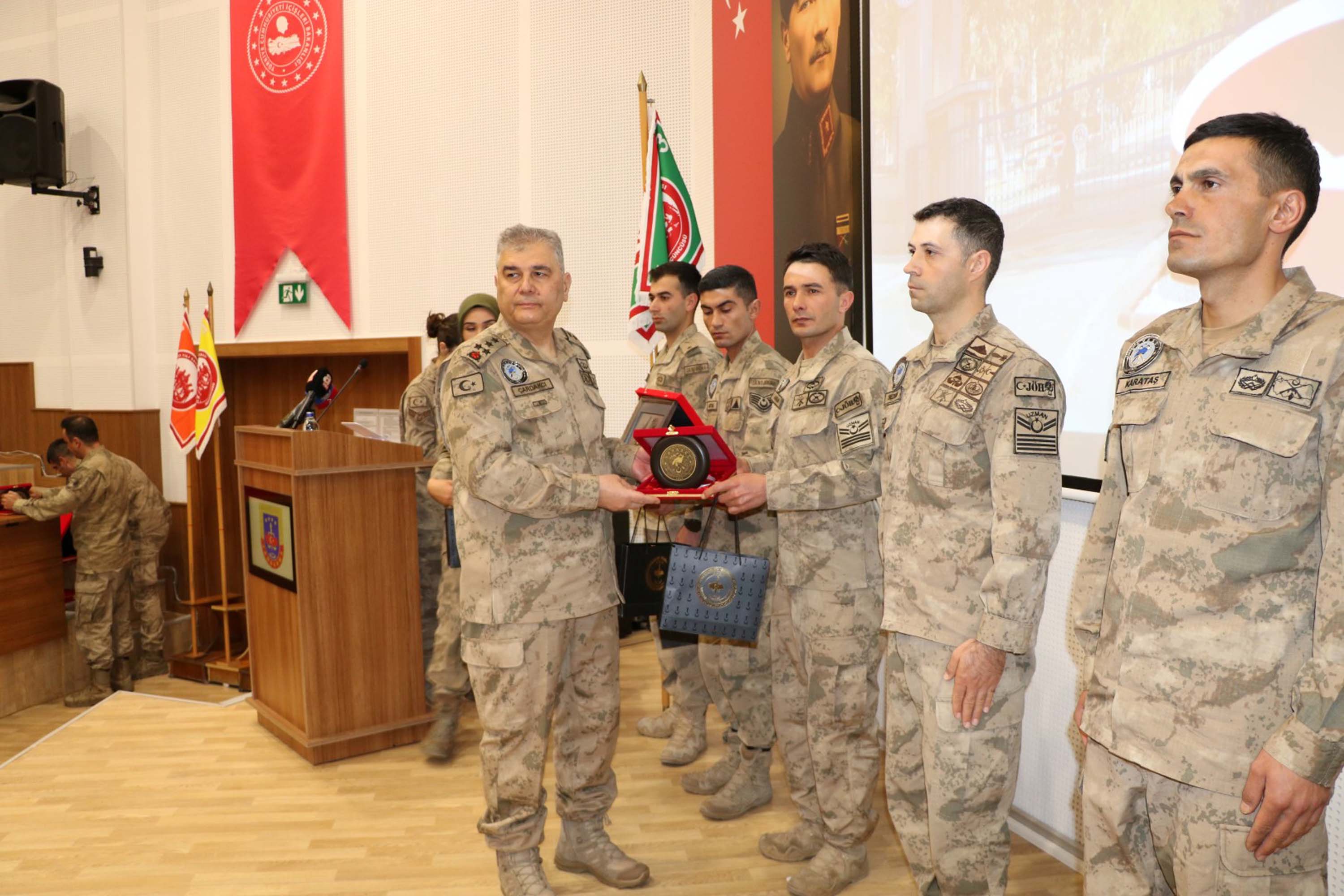 Jandarma Komandoları Sahada