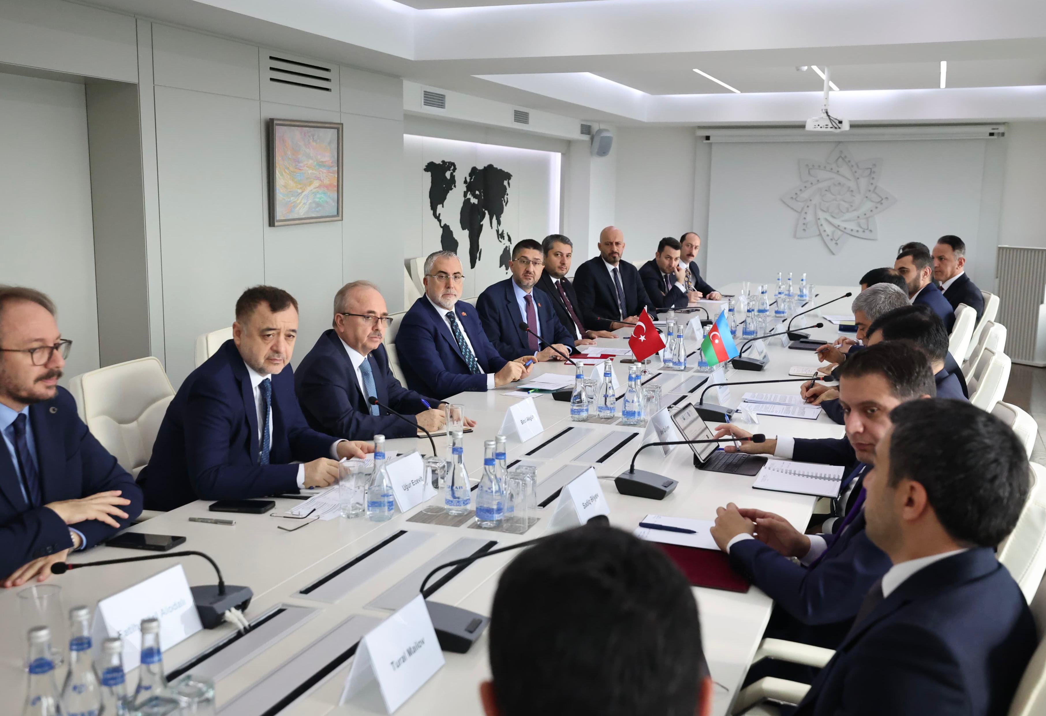 Türkiye Azerbaycan Sosyal Güvenlik İş Birliği