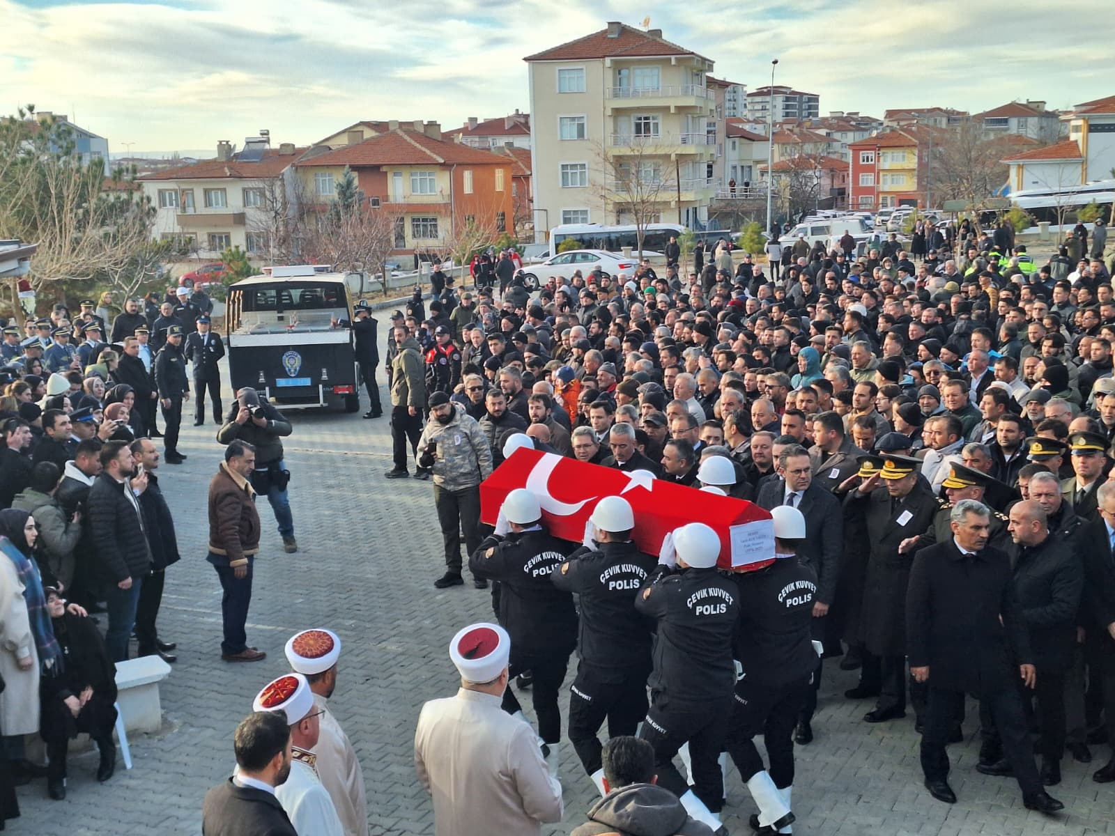 Şehit Polis Yasin Koçyiğit ailesi