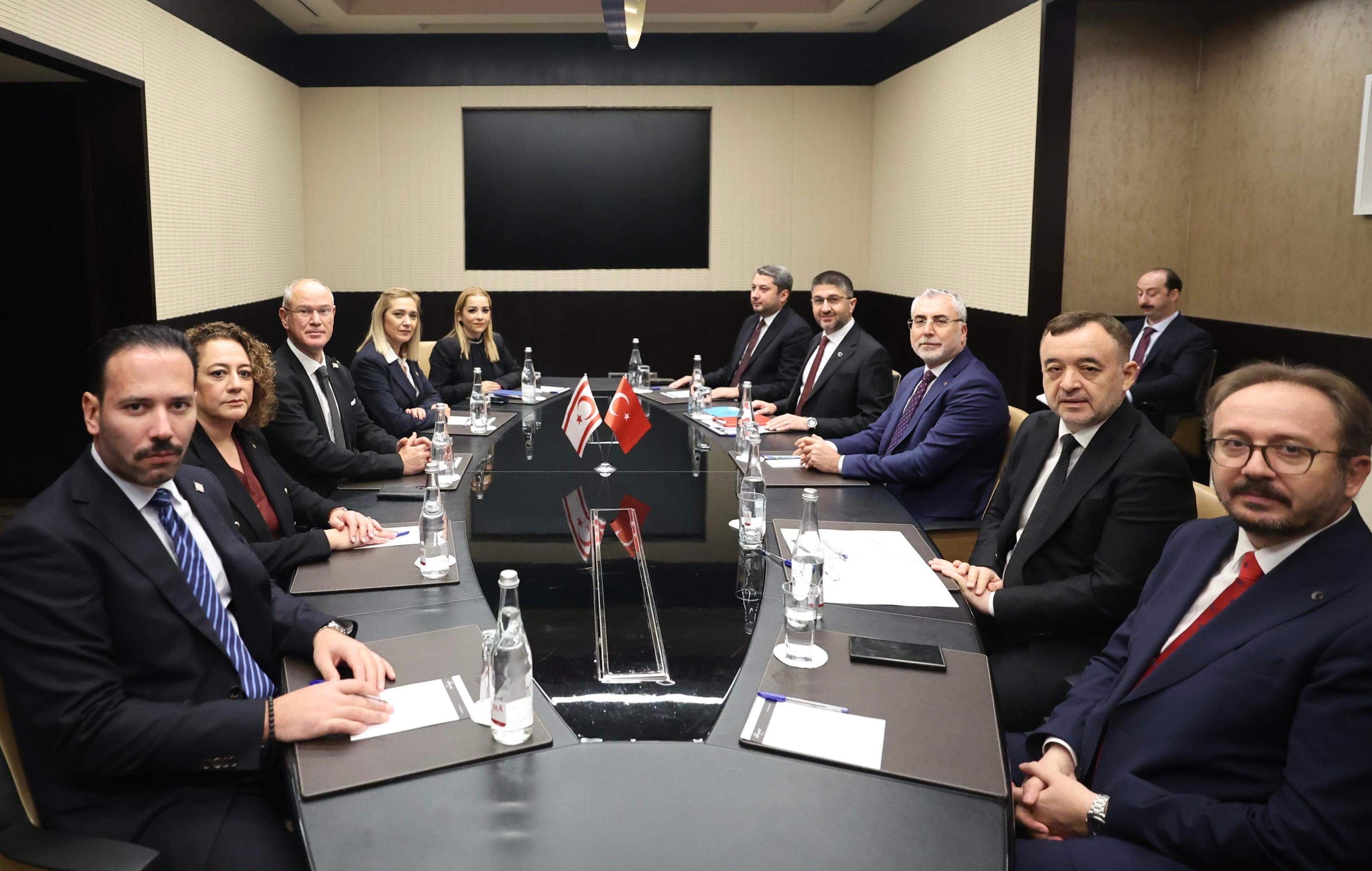 Bakan Vedat Işıkhan KKTC Bakanı Oğuzhan Hasipoğlu ile görüşme