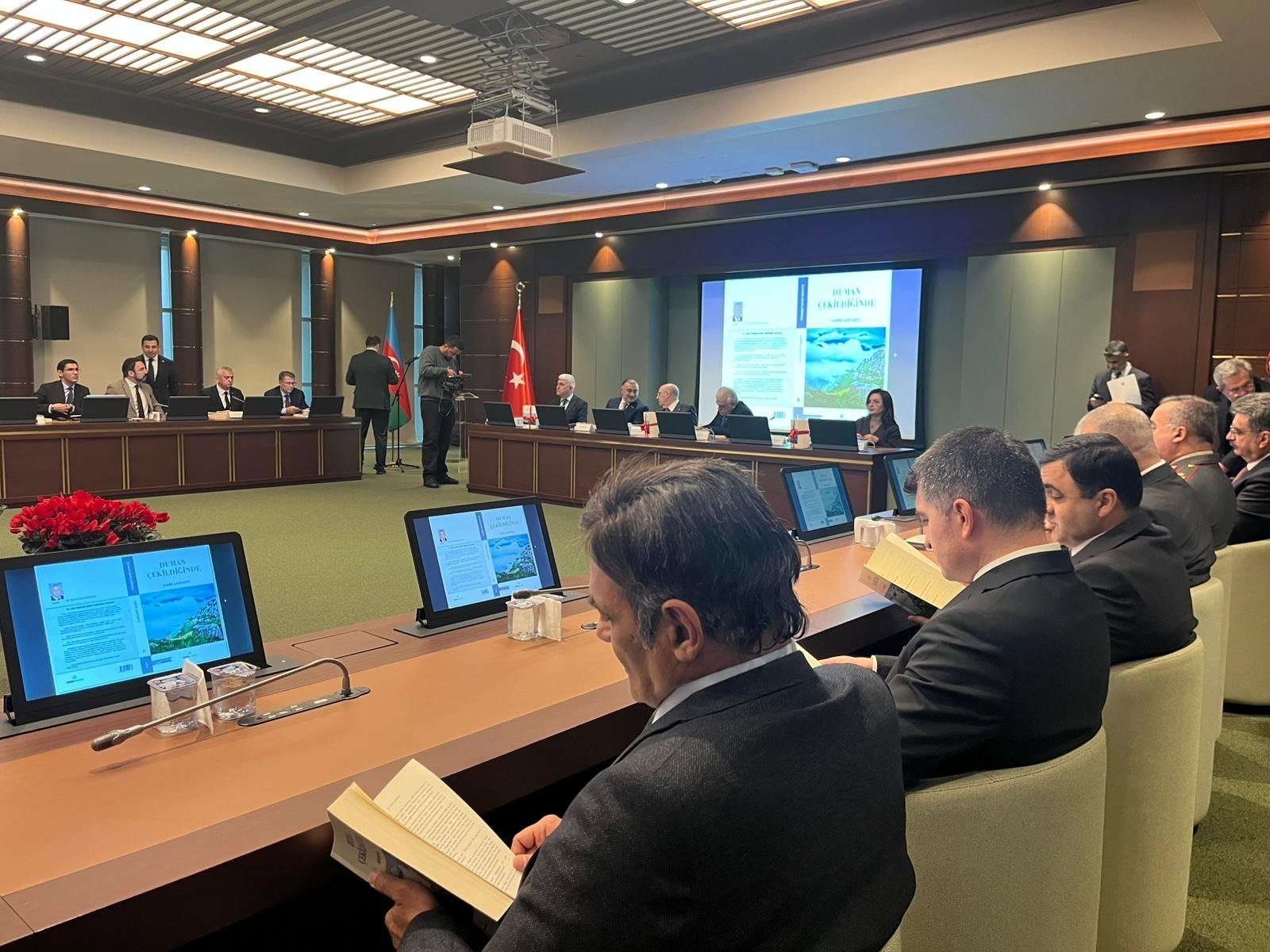 Sabir Şahtahtı kitap tanıtımı