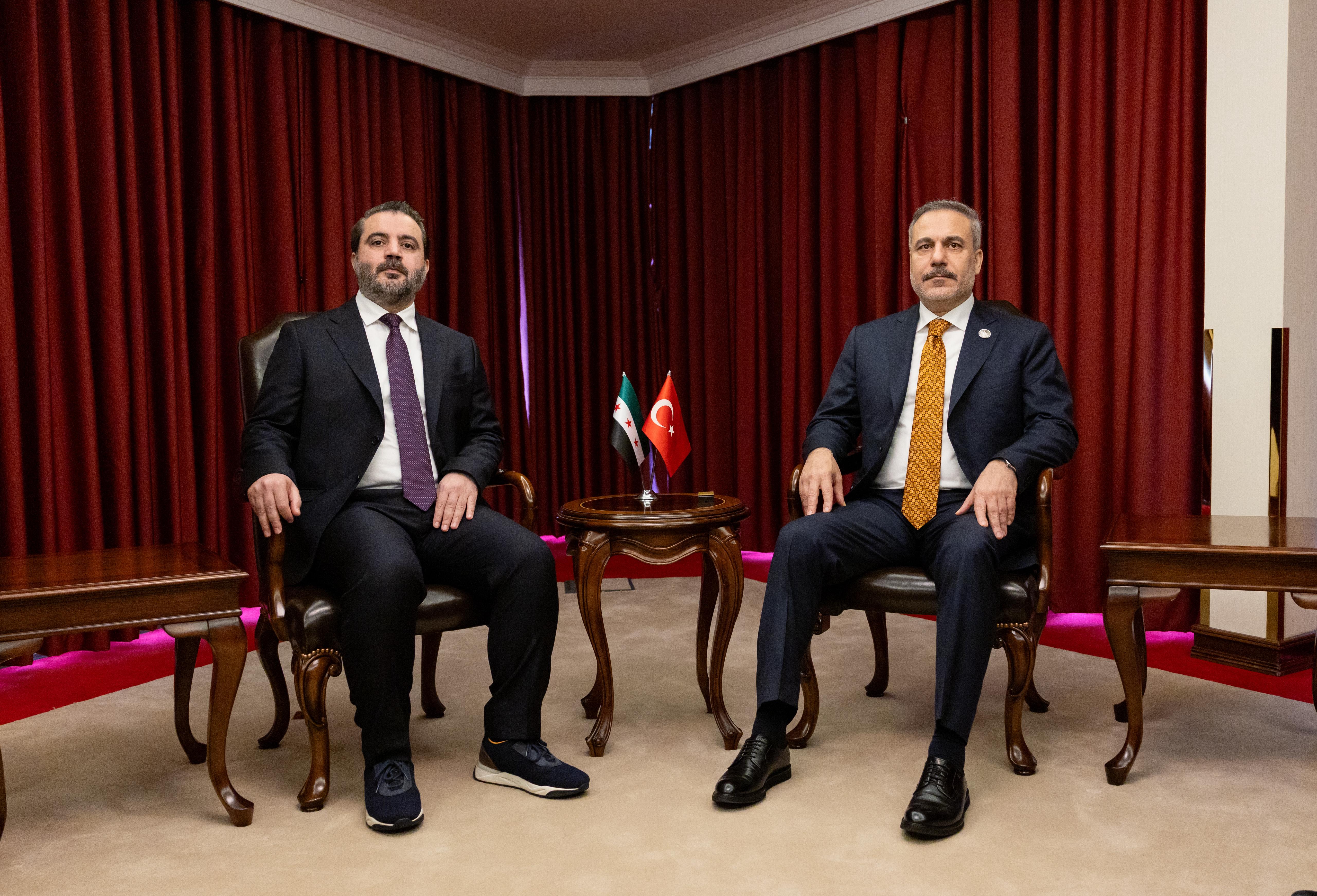 Hakan Fidan Suriye Dışişleri Bakanı Şeybani ile görüşme