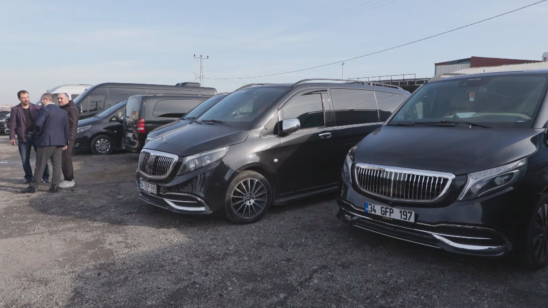 Acente yöneticisi Nevzat Tüzünoğlu konuşuyor