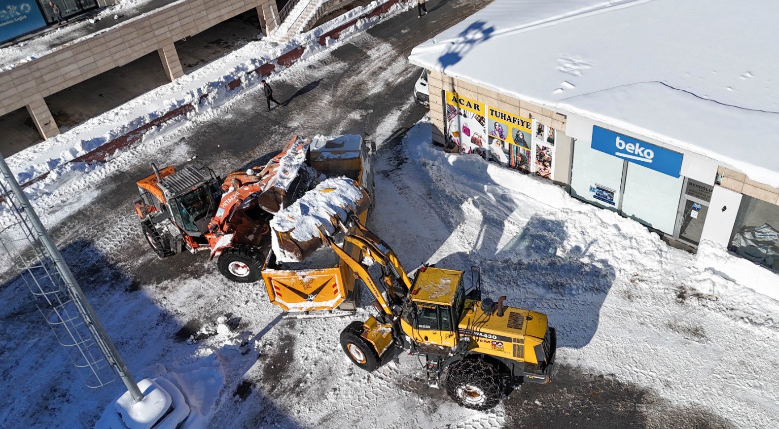 Bitlis sokakları kar