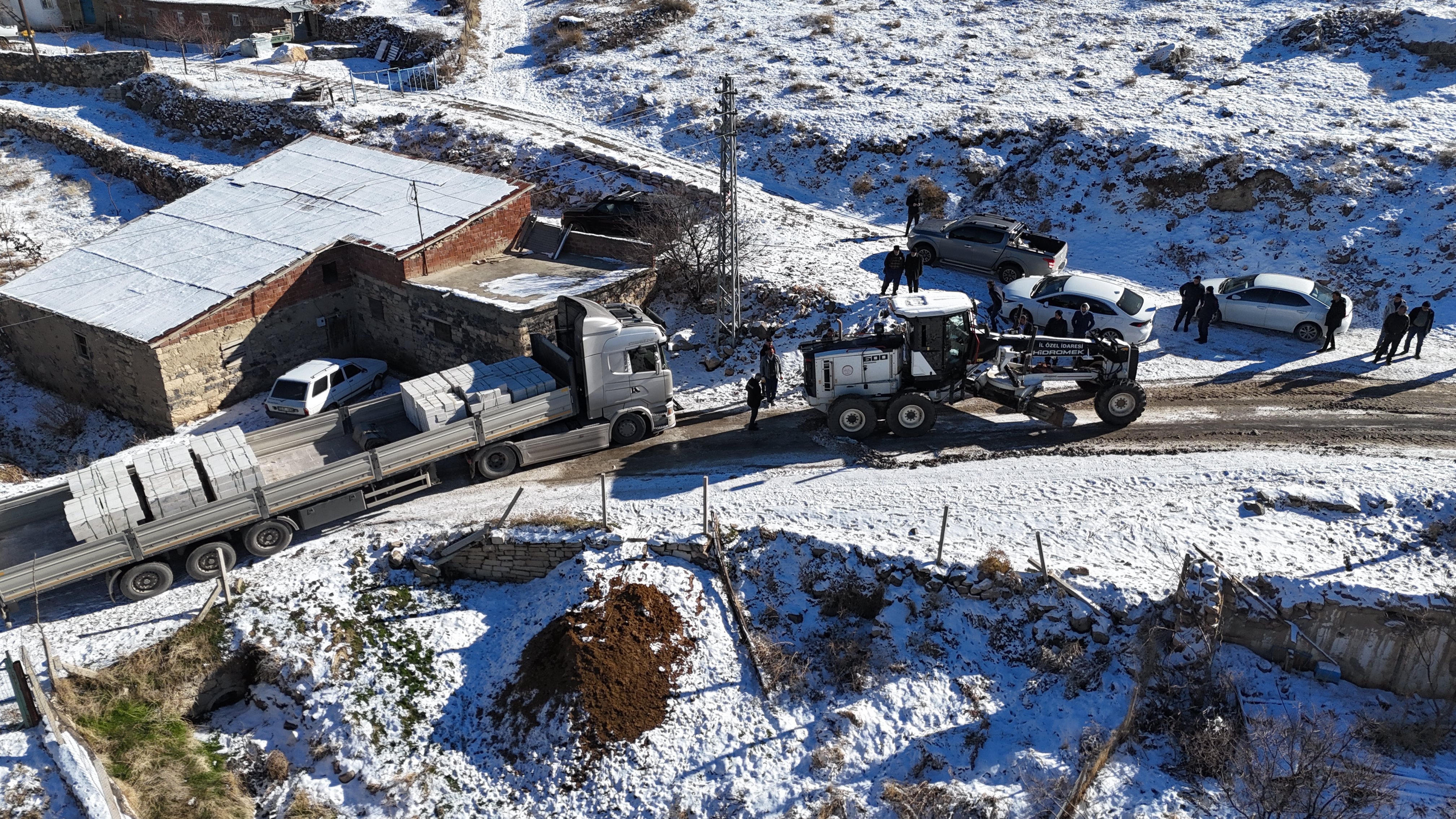 Elazığ İl Özel İdaresi kar temizleme çalışmaları