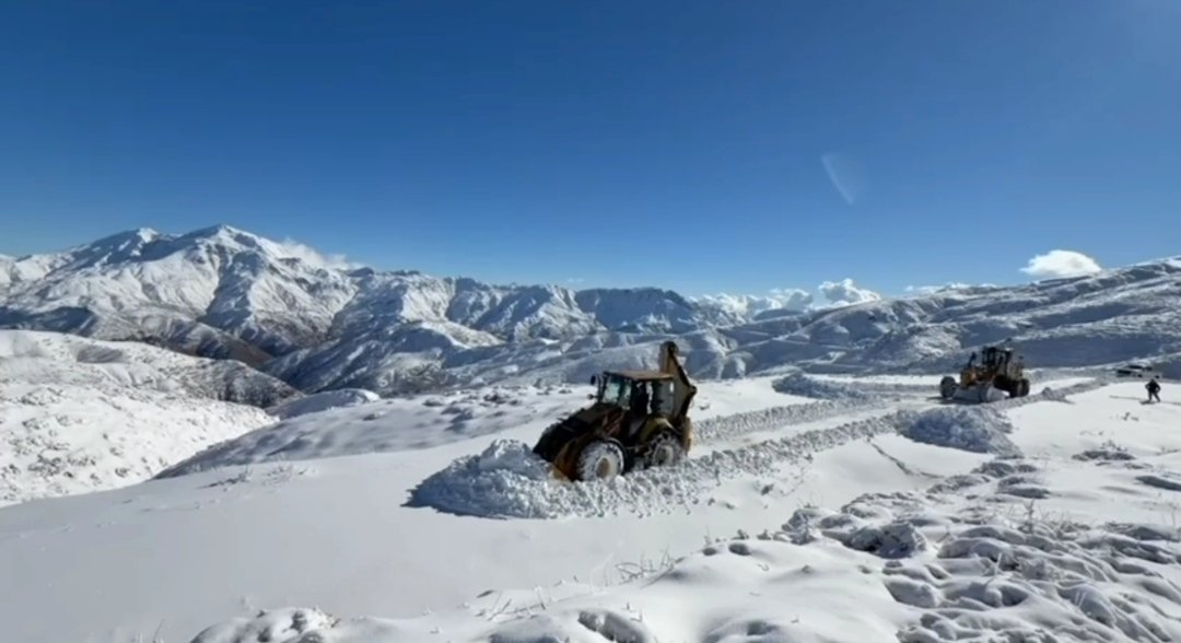 Batman kar yağışı yol kapalı