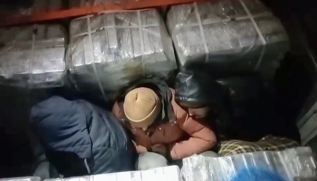 Amasya kaçak göçmen operasyonu TIR durduruldu