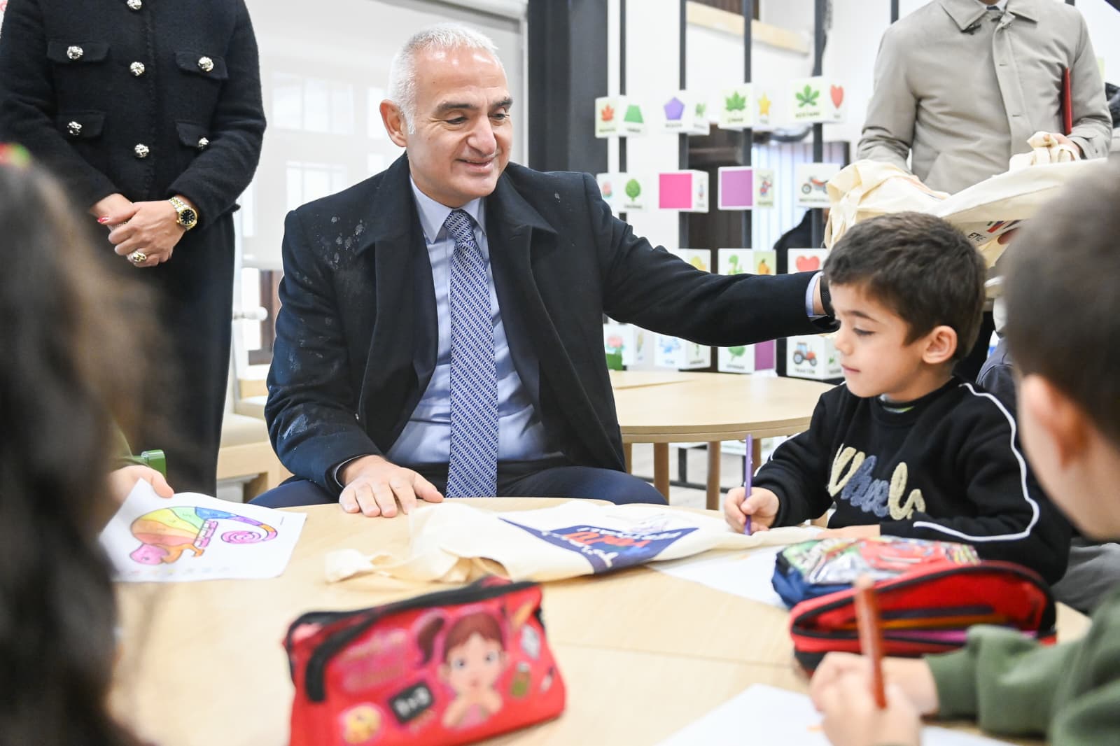 Kütüphane Çocuk Bölümü