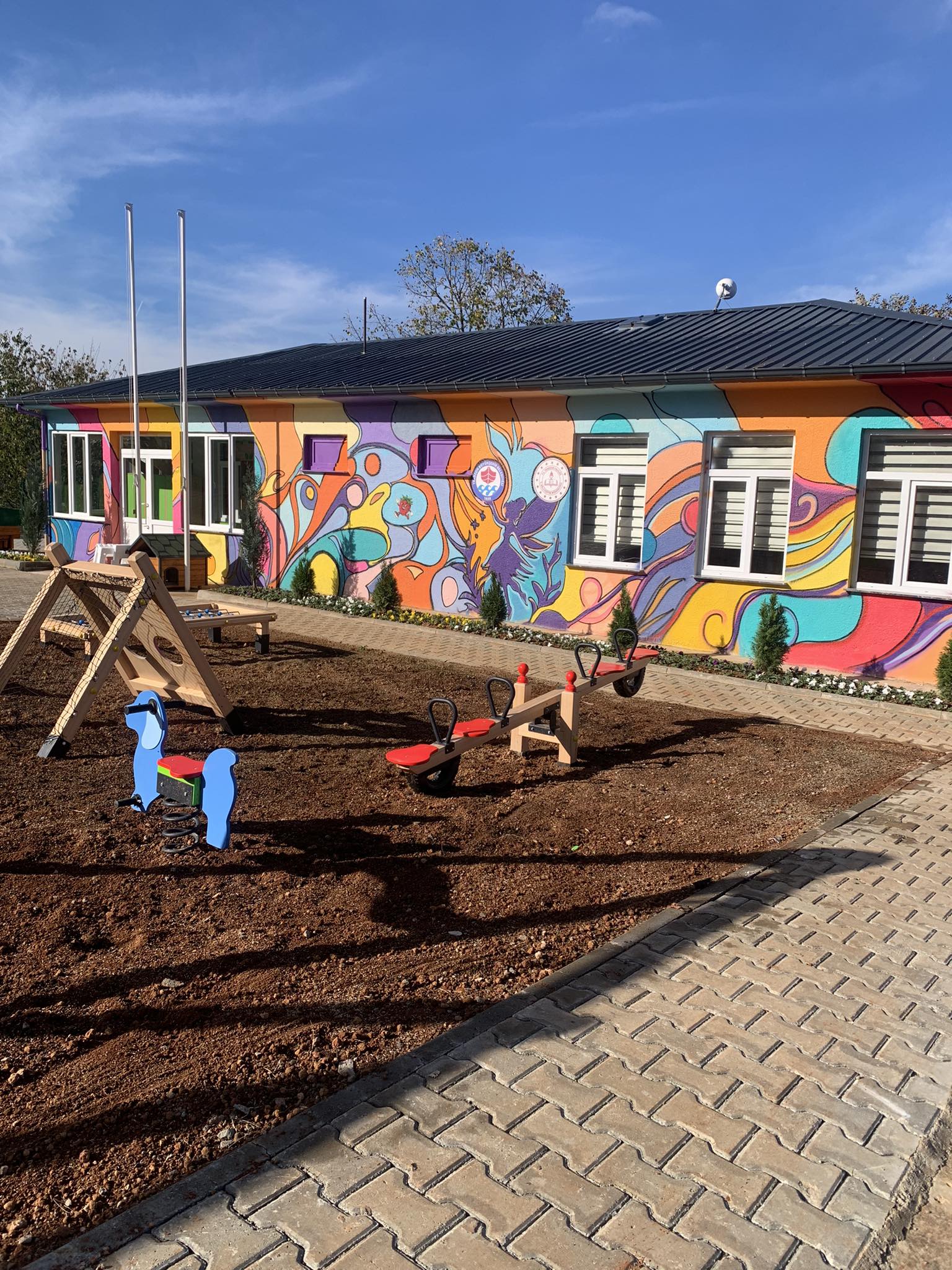 Çilekli Düşler Köyü Kurdele Kesimi