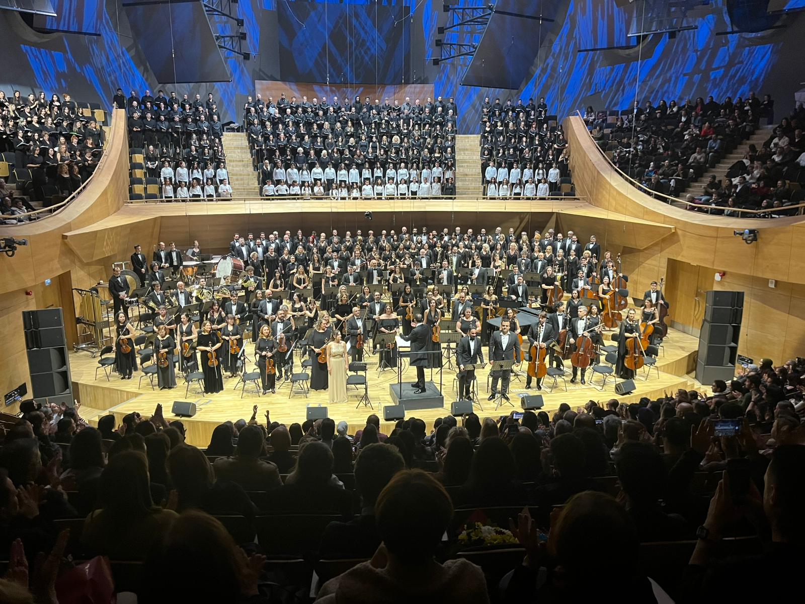Devlet Çoksesli Korosu Carmina Burana Konseri