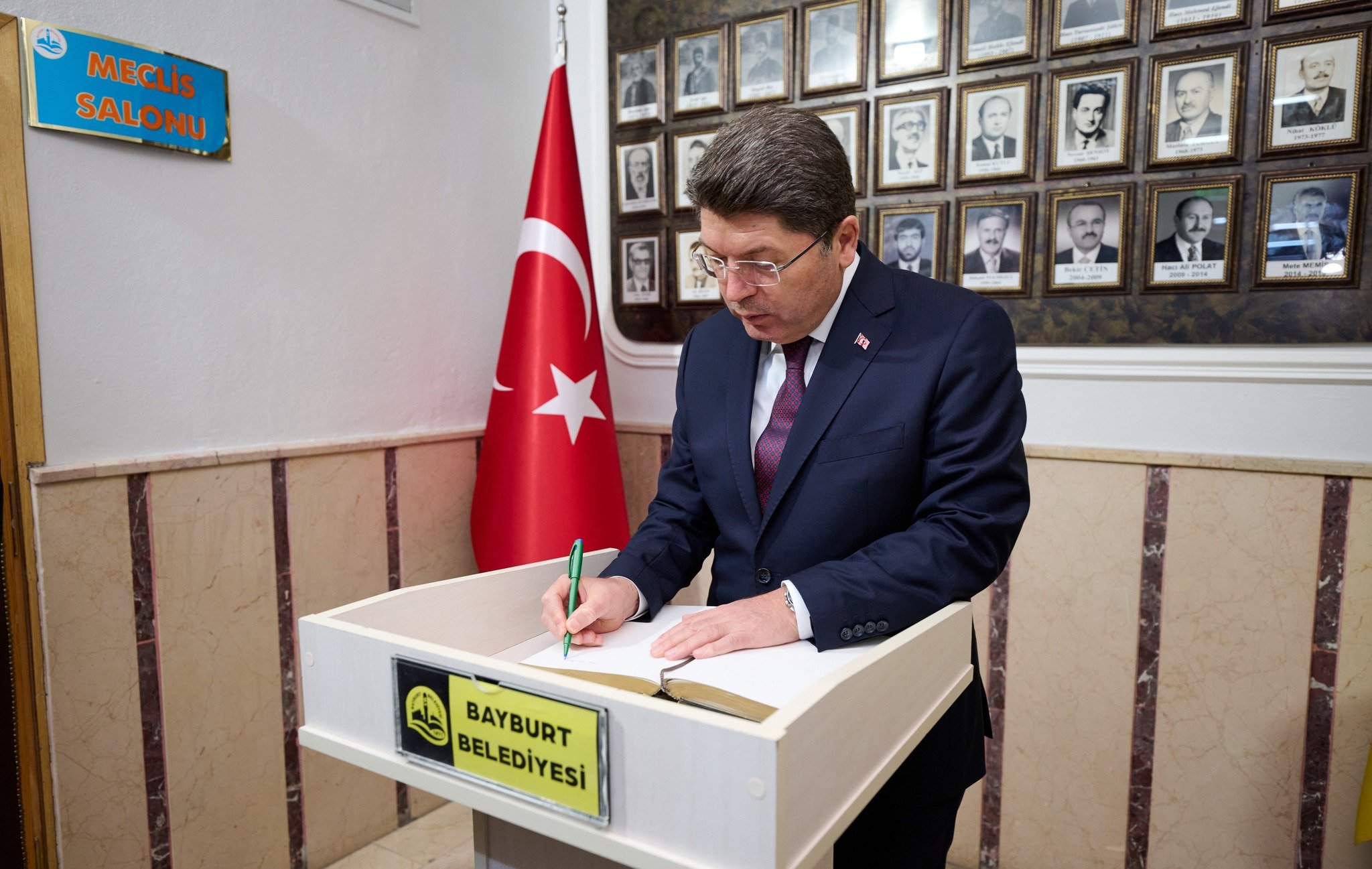 Adalet Bakanı Yılmaz Tunç konuşma yapıyor