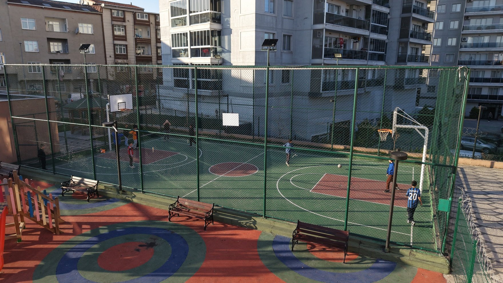 Sultangazi 50. Yıl Mahallesi Hizmet Tesisi