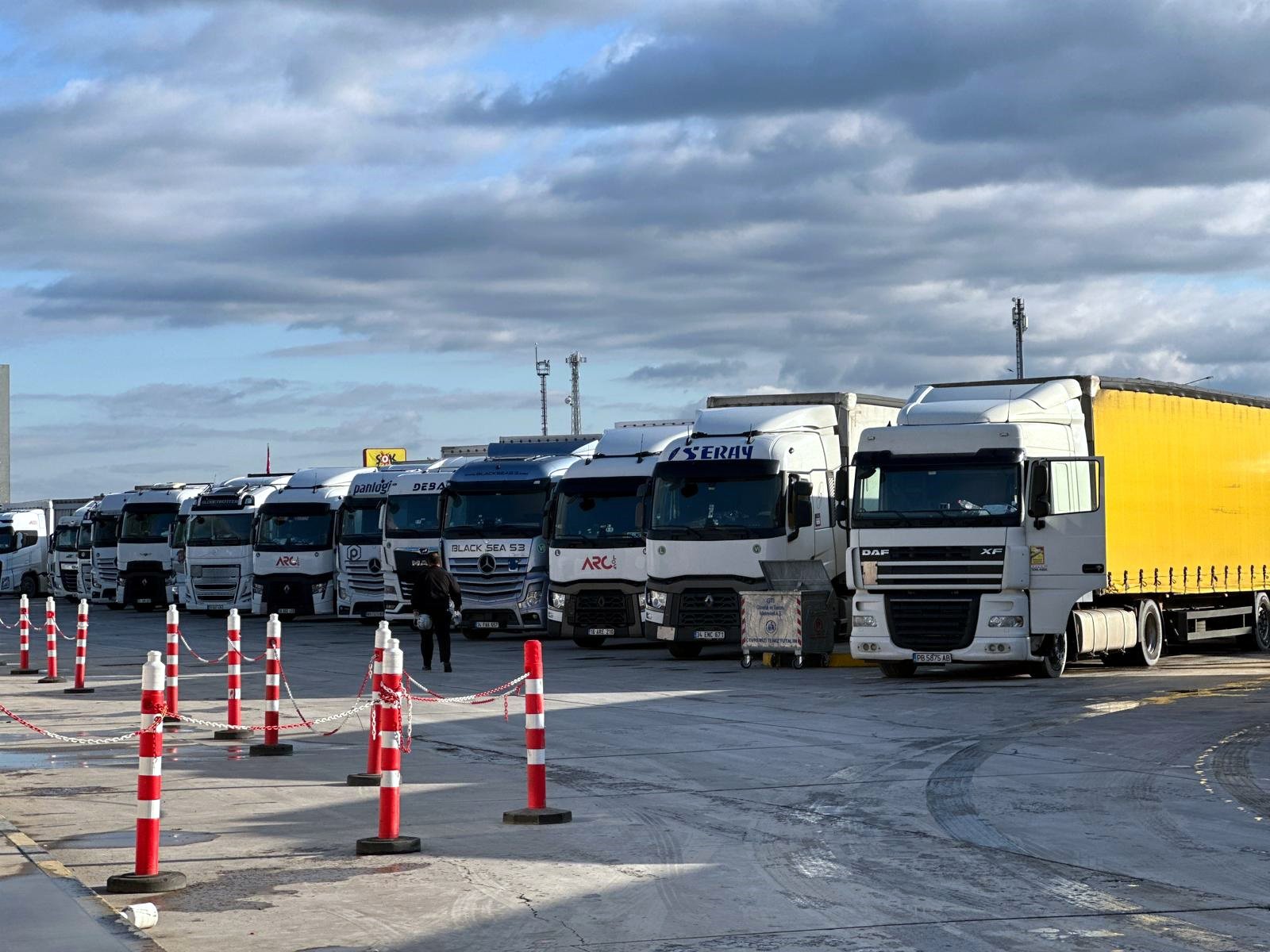 Hamzabeyli Giriş Kuyruğu