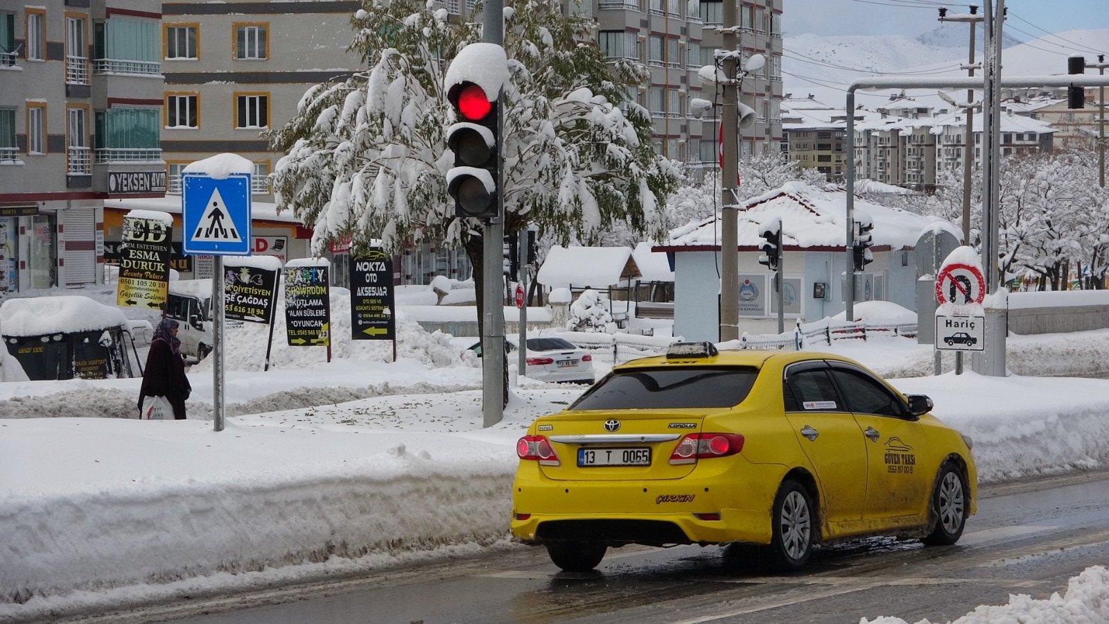 Bitlis kar altında kalan yollar