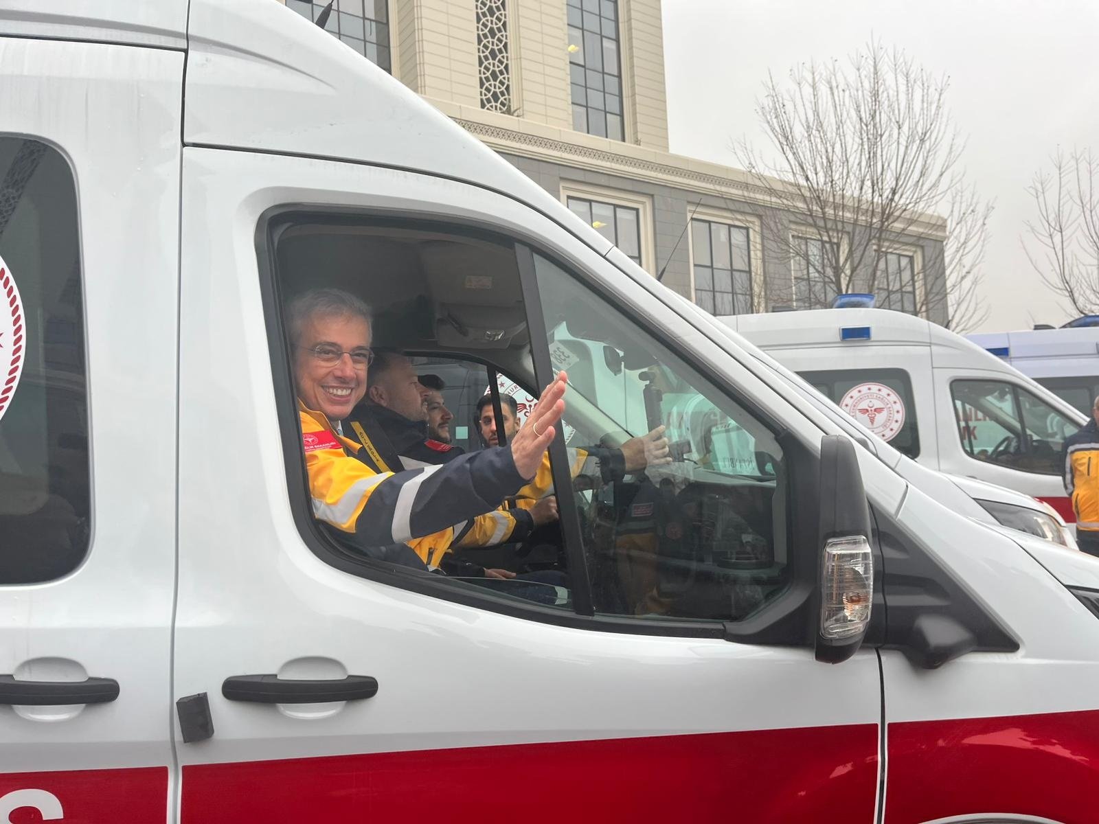 Sağlık Bakanı Kemal Memişoğlu ambulans töreninde konuşuyor