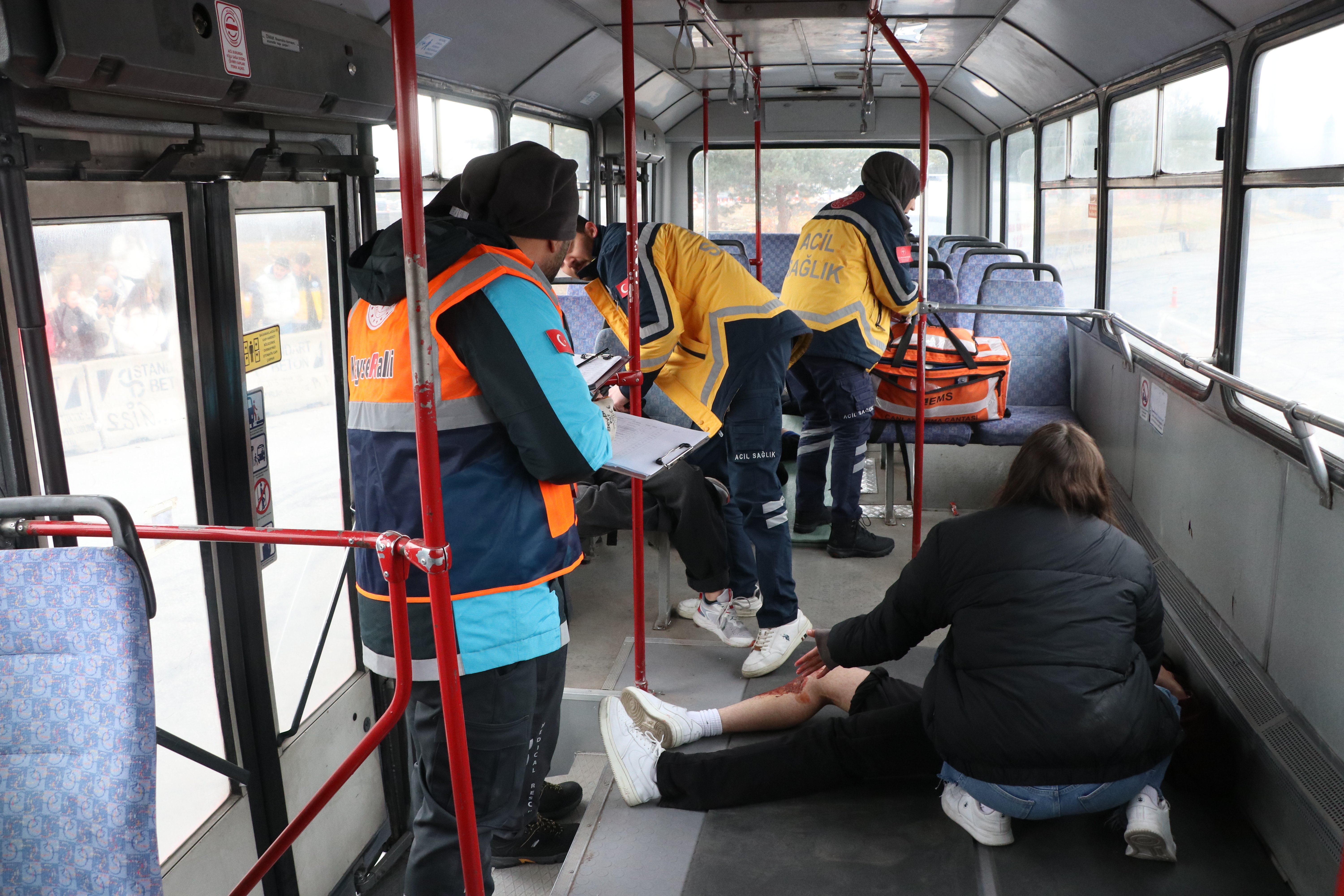 Ambulans Rallisi Katılımcı Ekipler