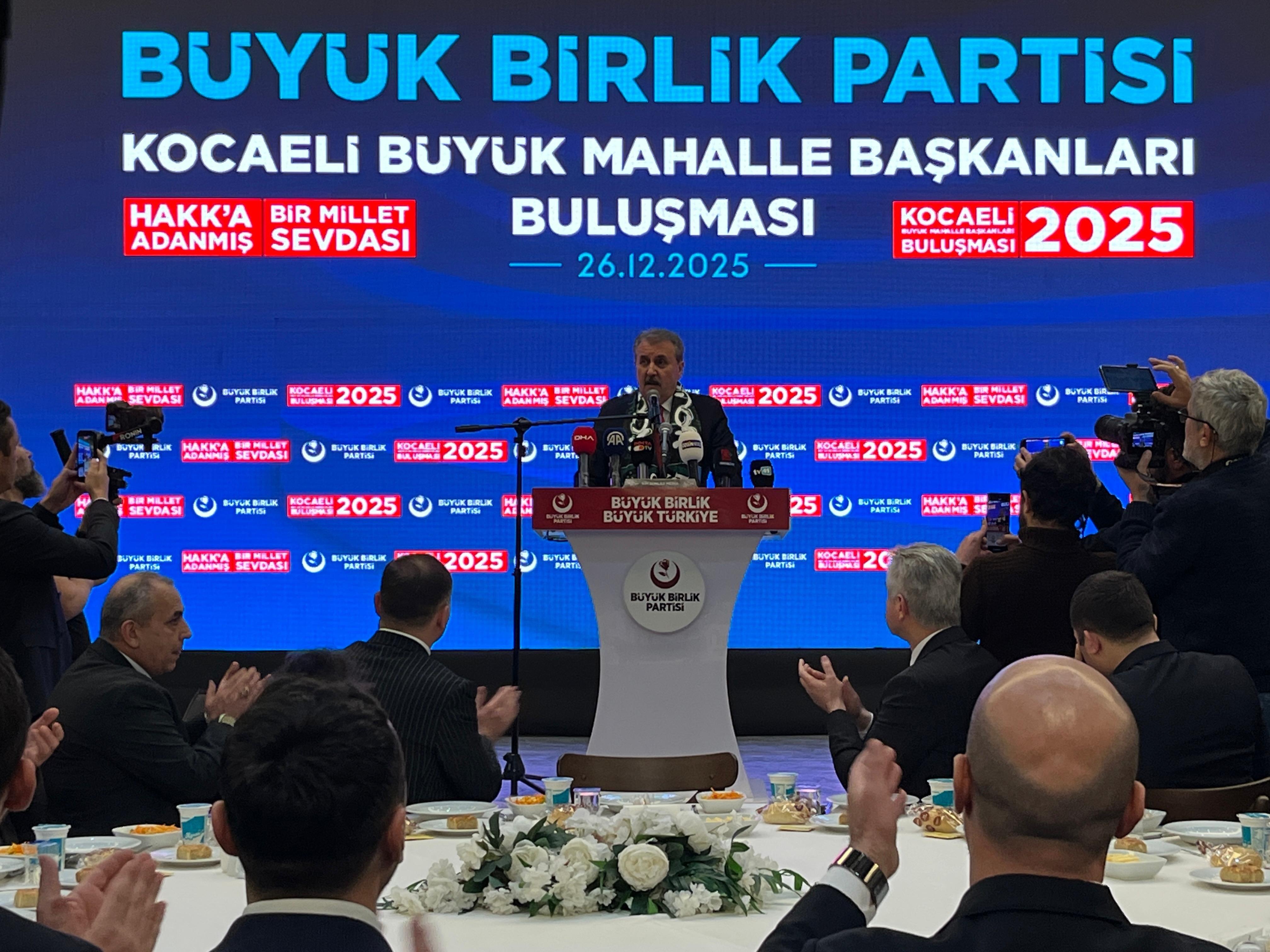 Mustafa Destici konuşmasında