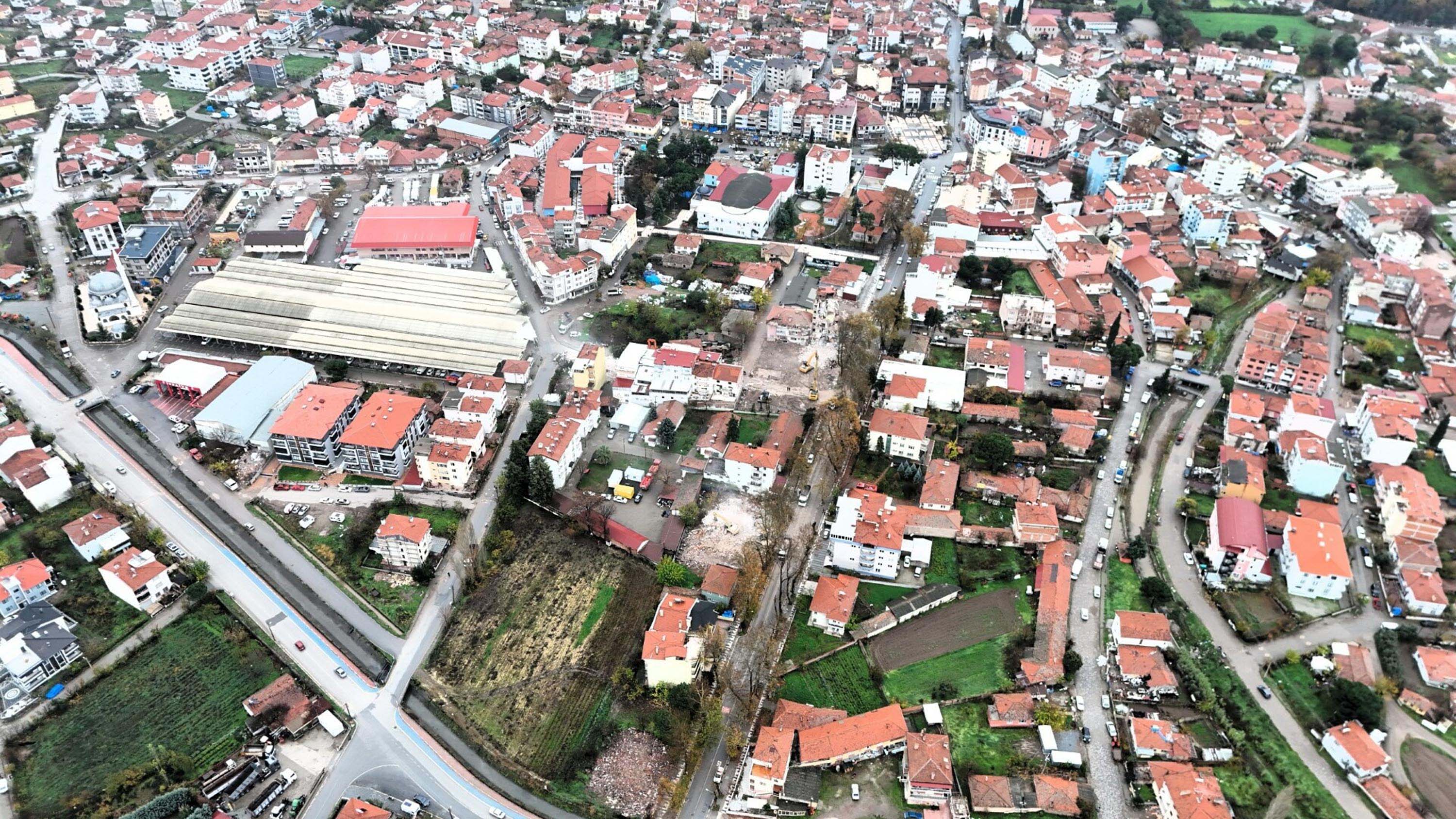 Sındırgı deprem enkaz kaldırma