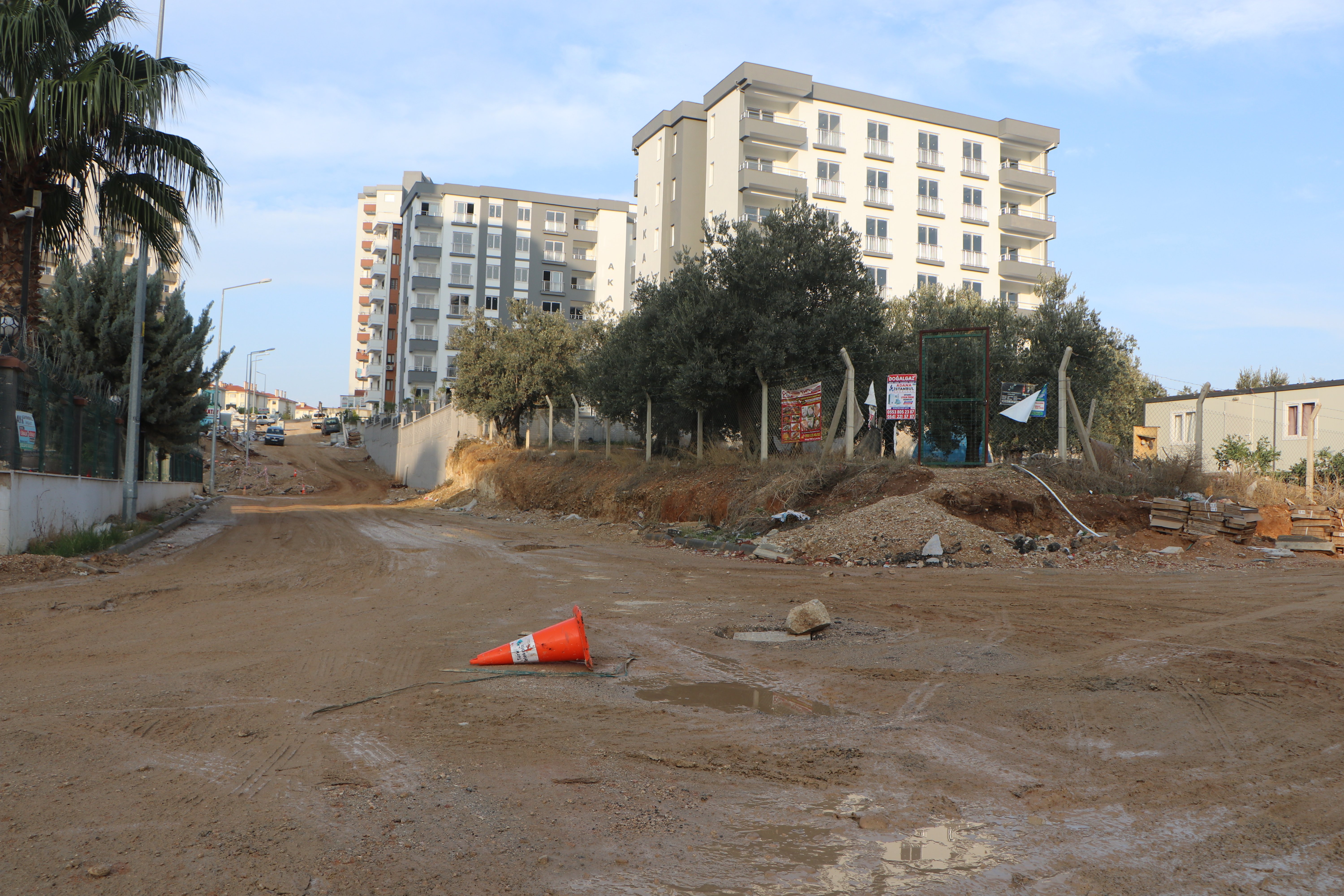 Adana yollar çökme