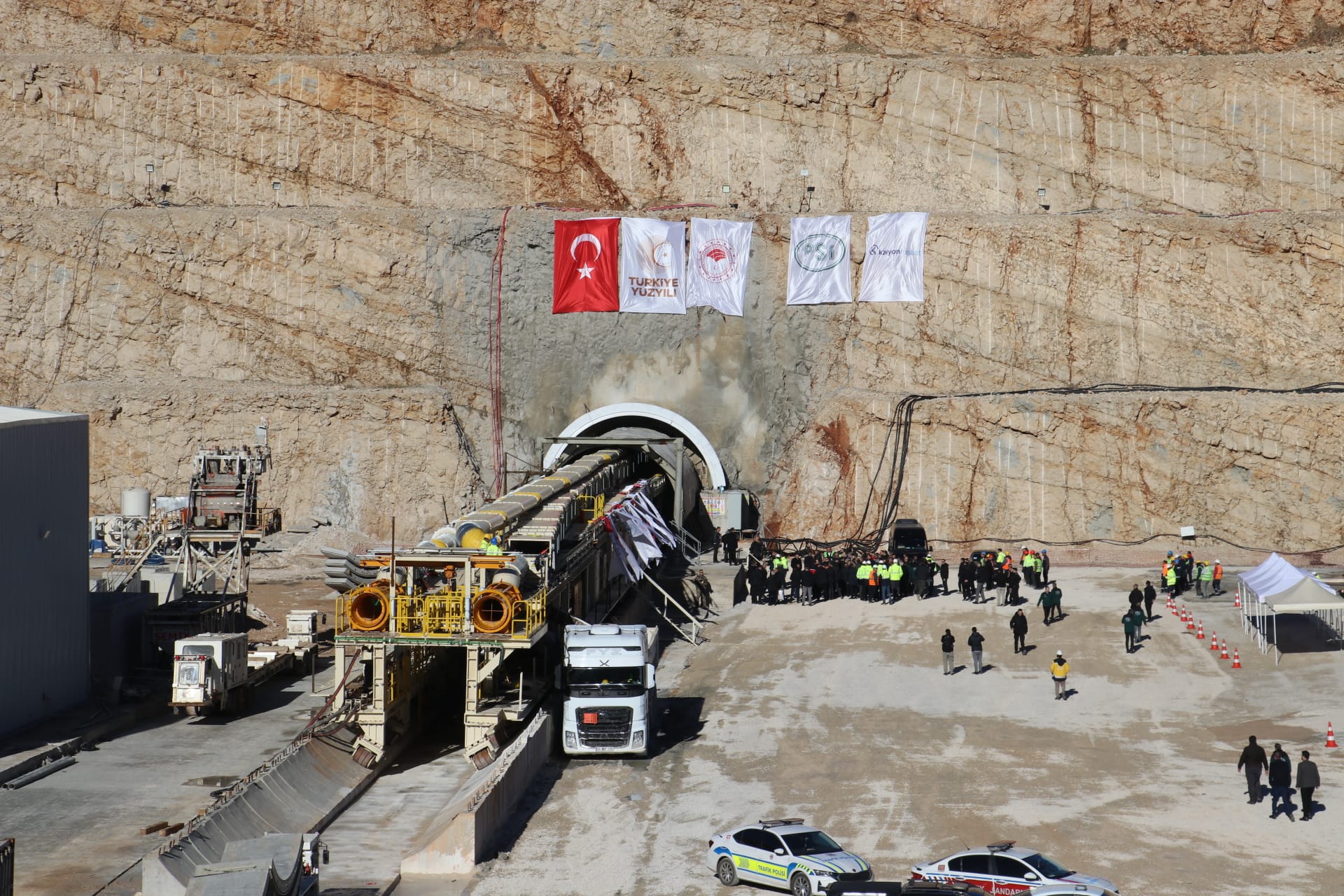 Silvan Barajı inşaat görünümü